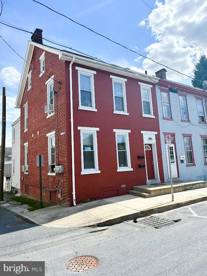 924 WATER STREET