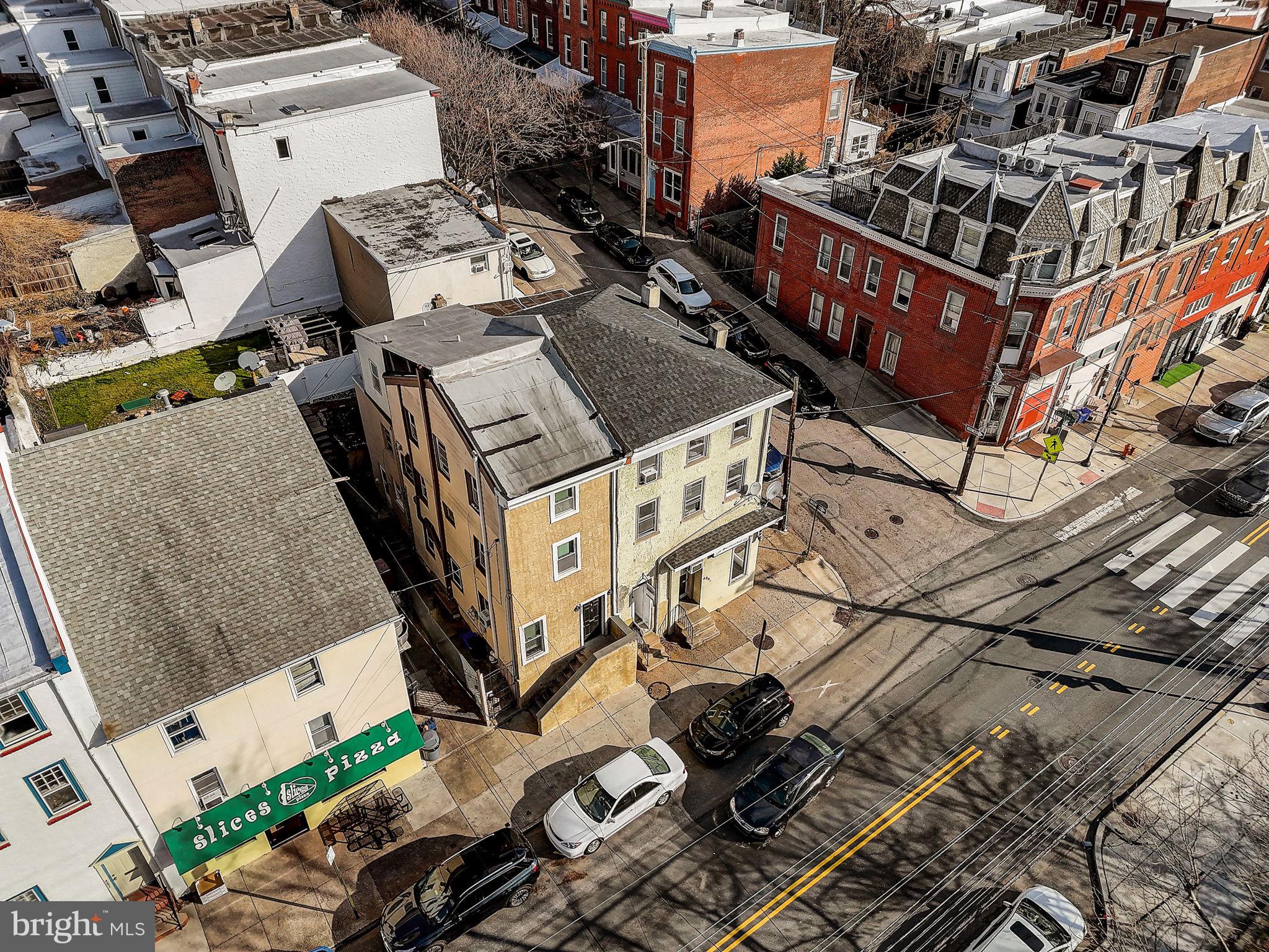 EAST FALLS - Residential Lease