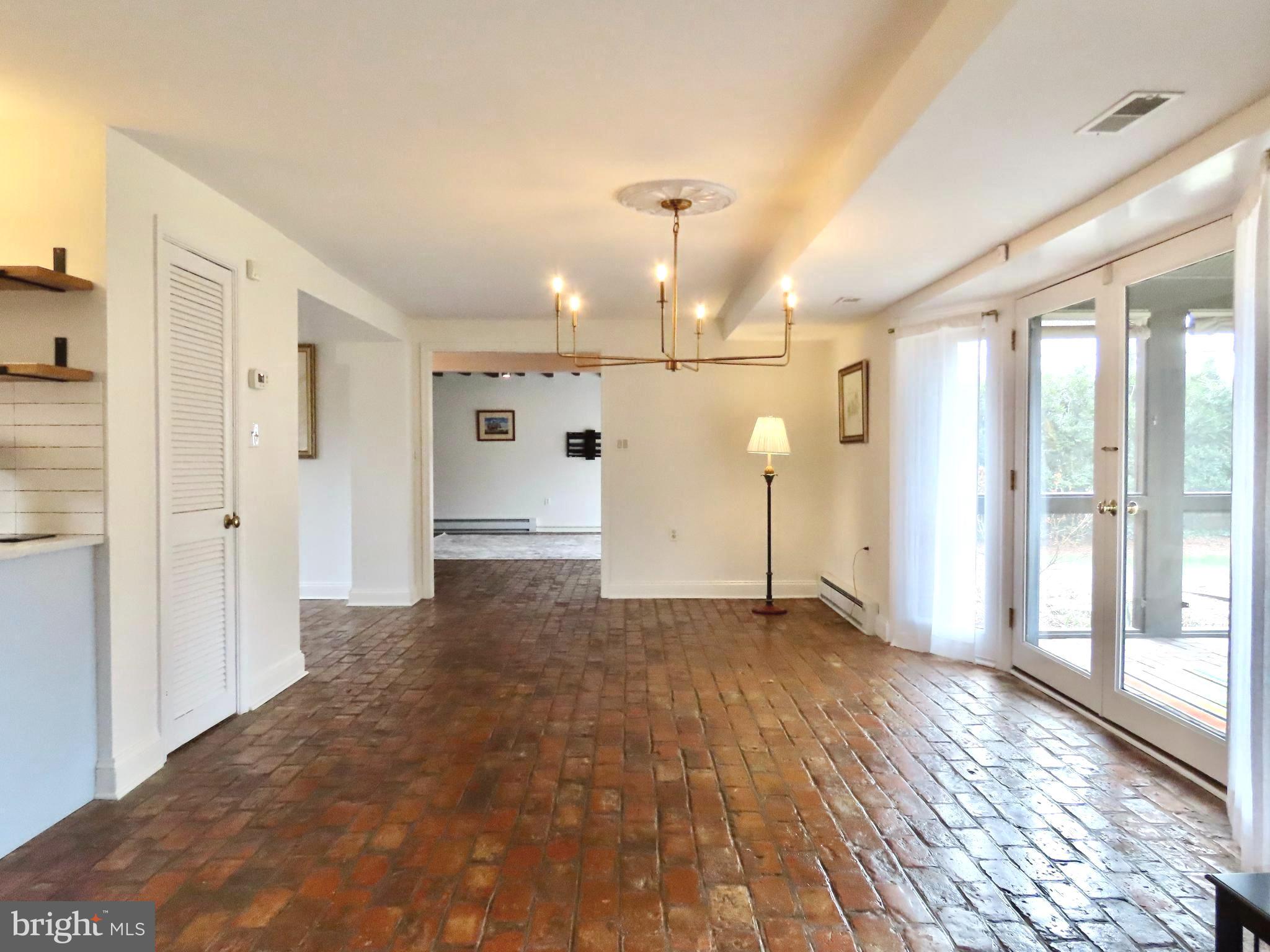 TOWN OF WASHINGTON - Residential