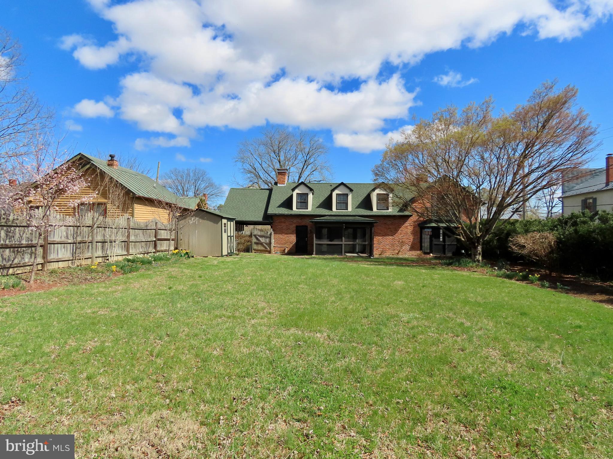 TOWN OF WASHINGTON - Residential