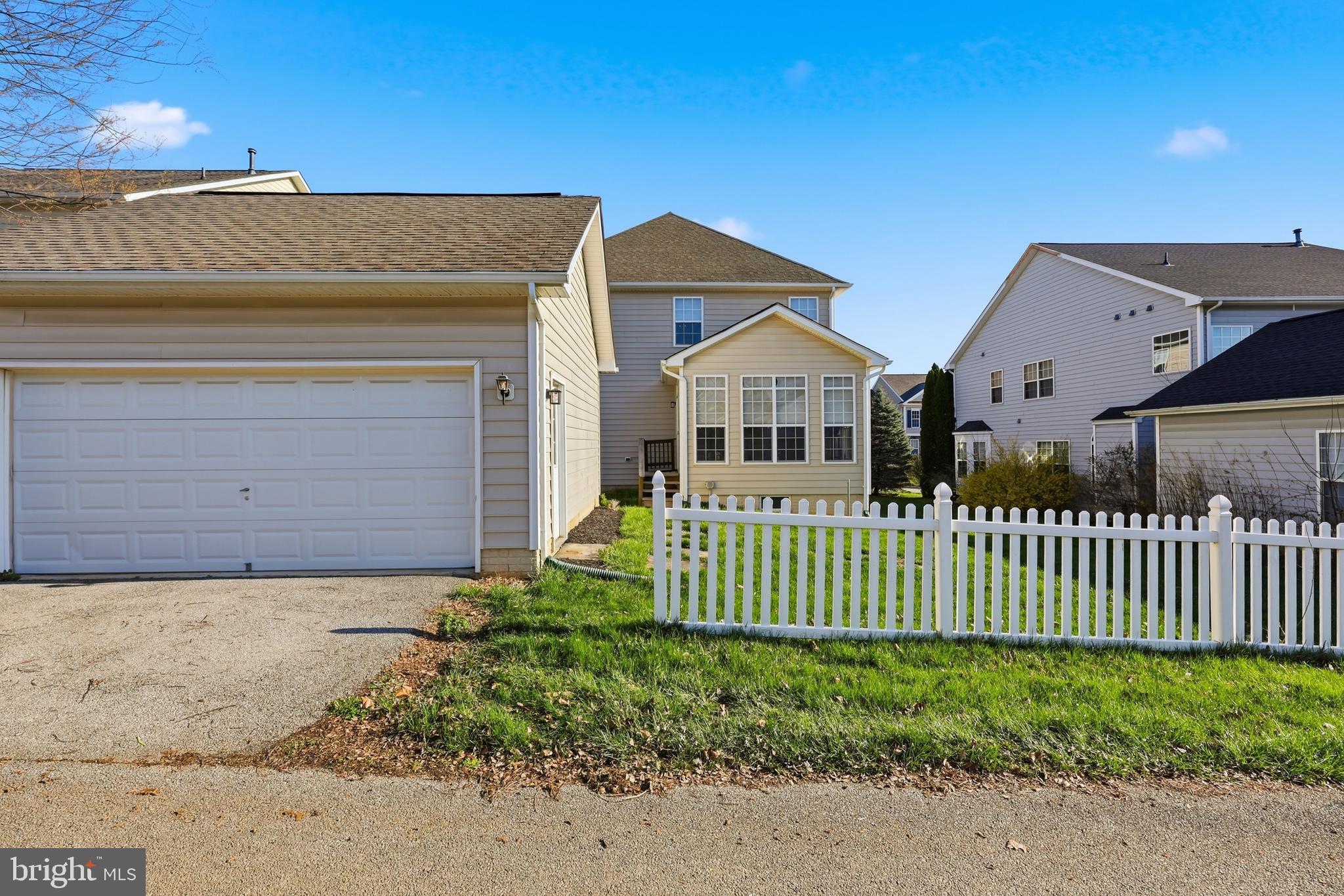 HUNTFIELD - Residential