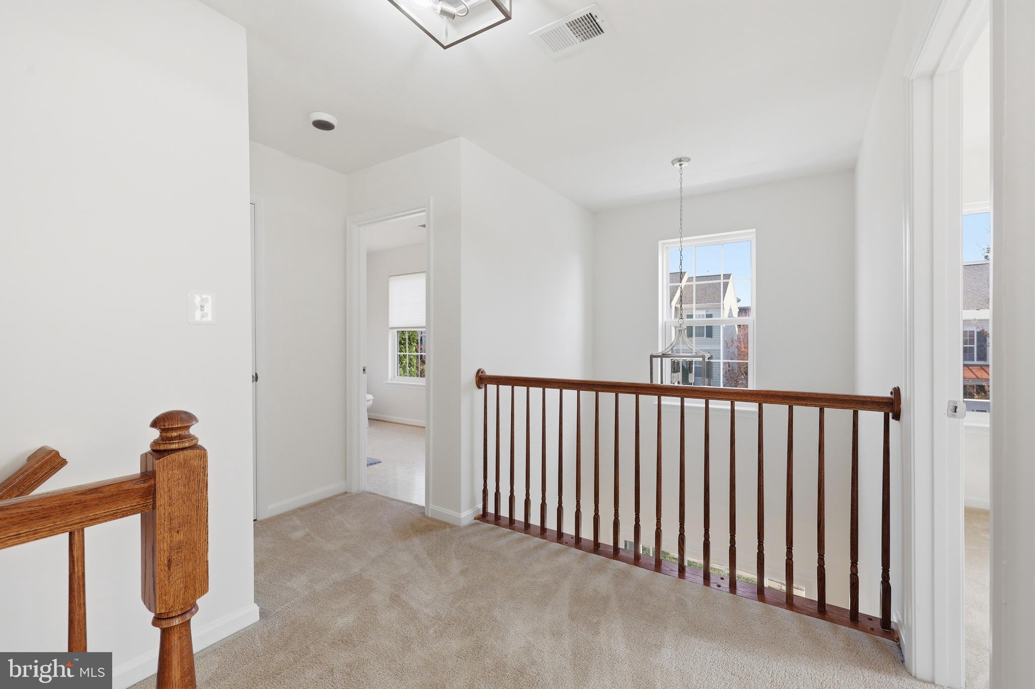 HUNTFIELD - Residential