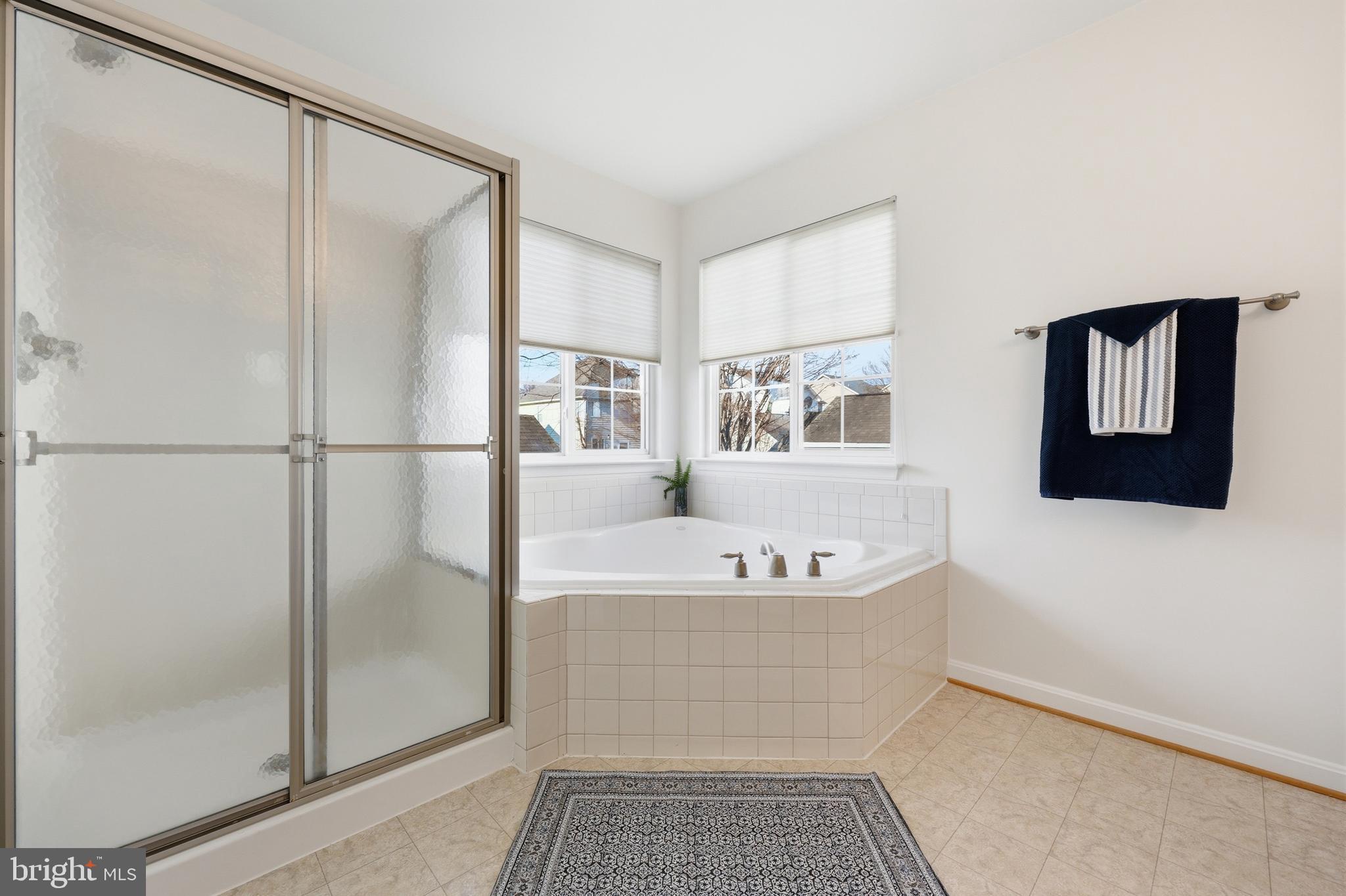 HUNTFIELD - Residential