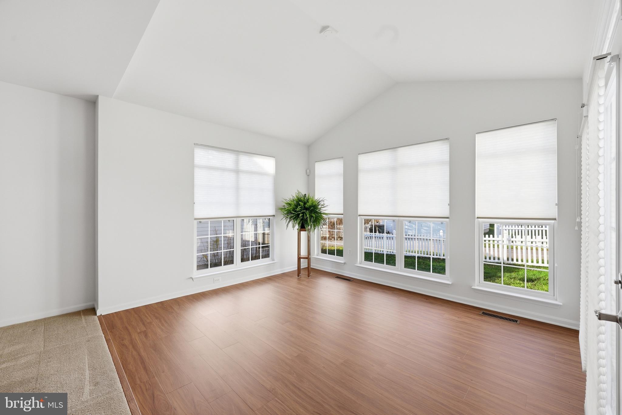 HUNTFIELD - Residential