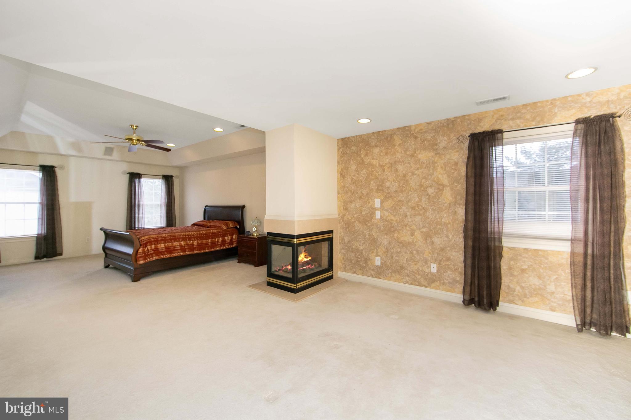 NONE AVA ILABLE - Residential