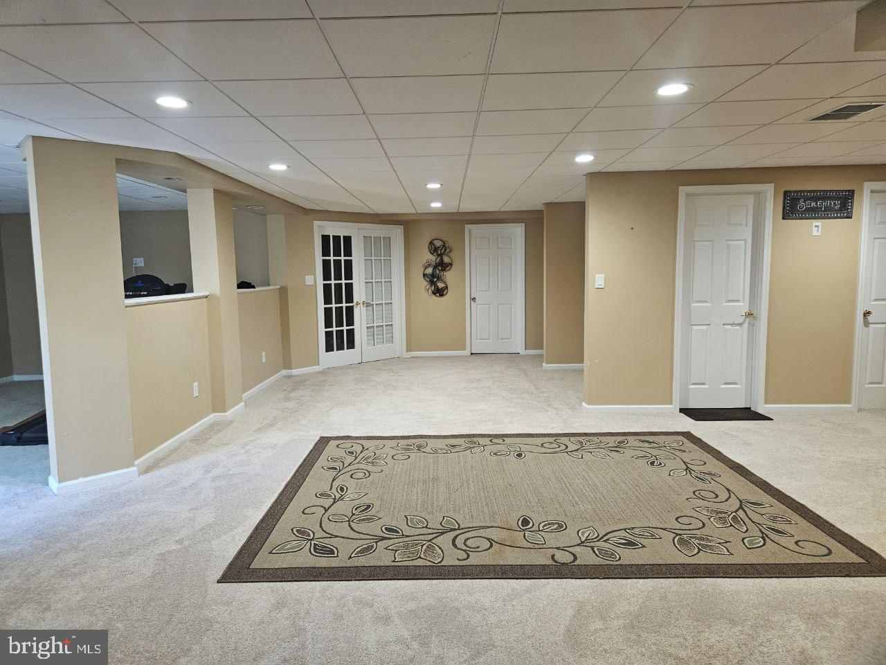 NONE AVA ILABLE - Residential