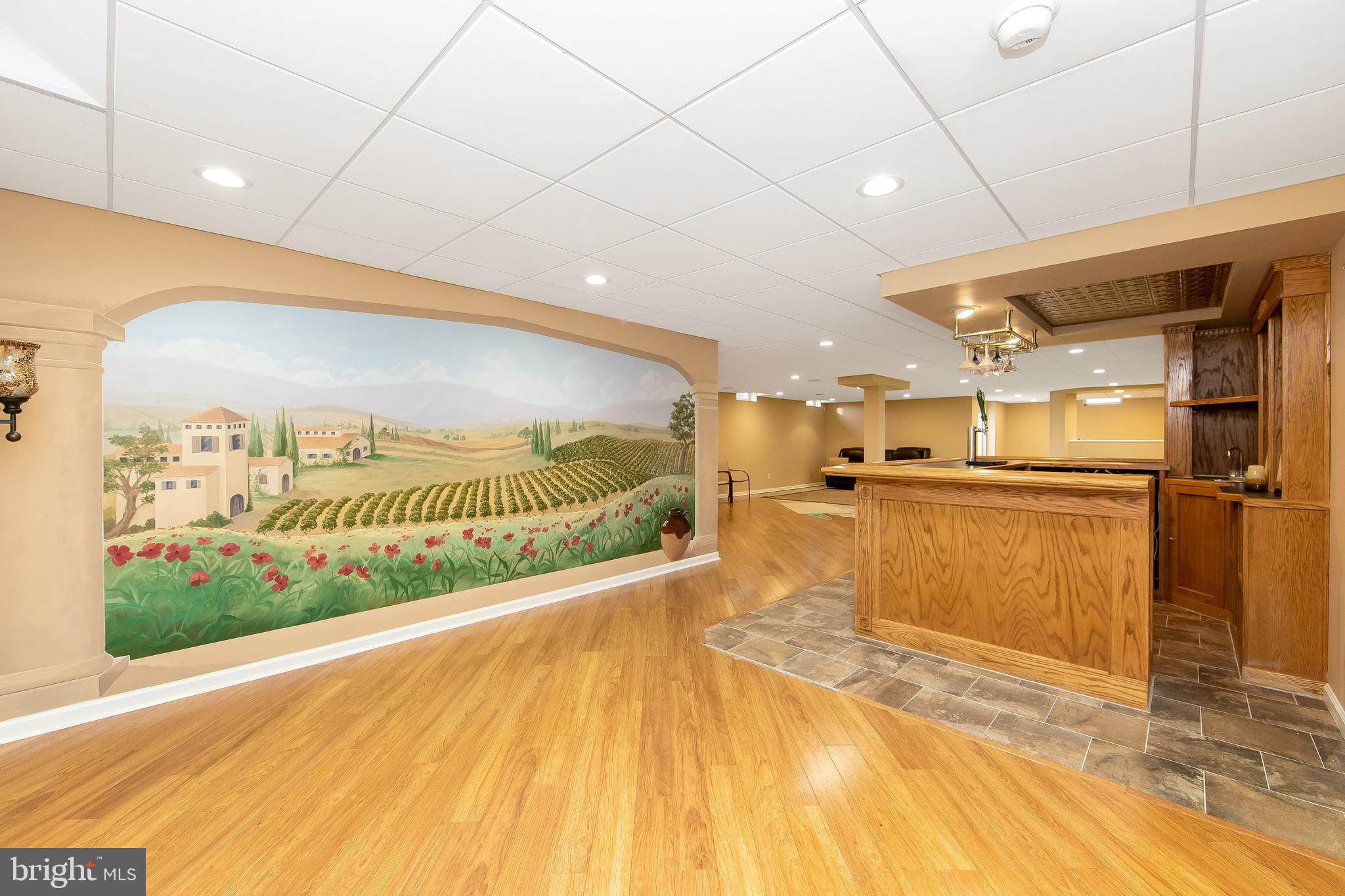 NONE AVA ILABLE - Residential