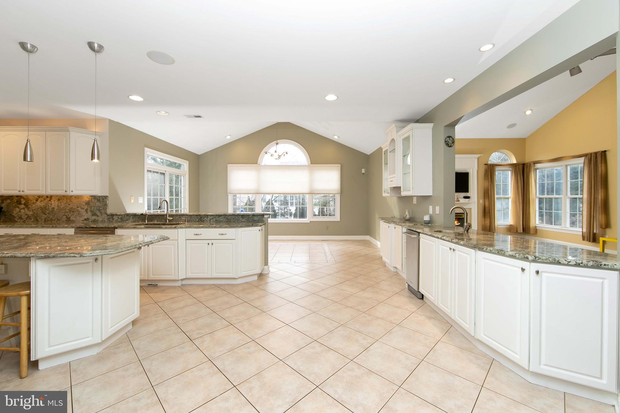 NONE AVA ILABLE - Residential