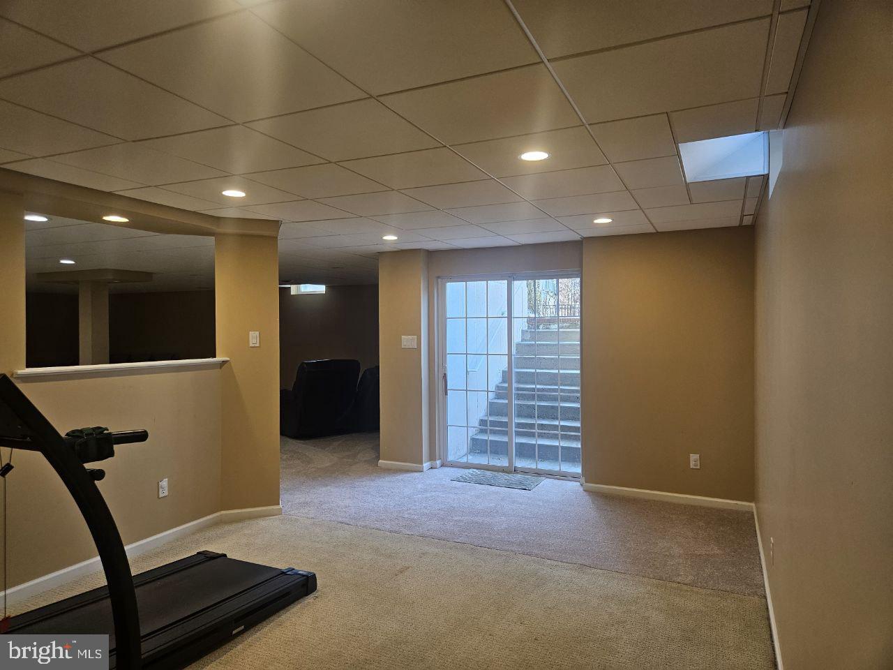 NONE AVA ILABLE - Residential