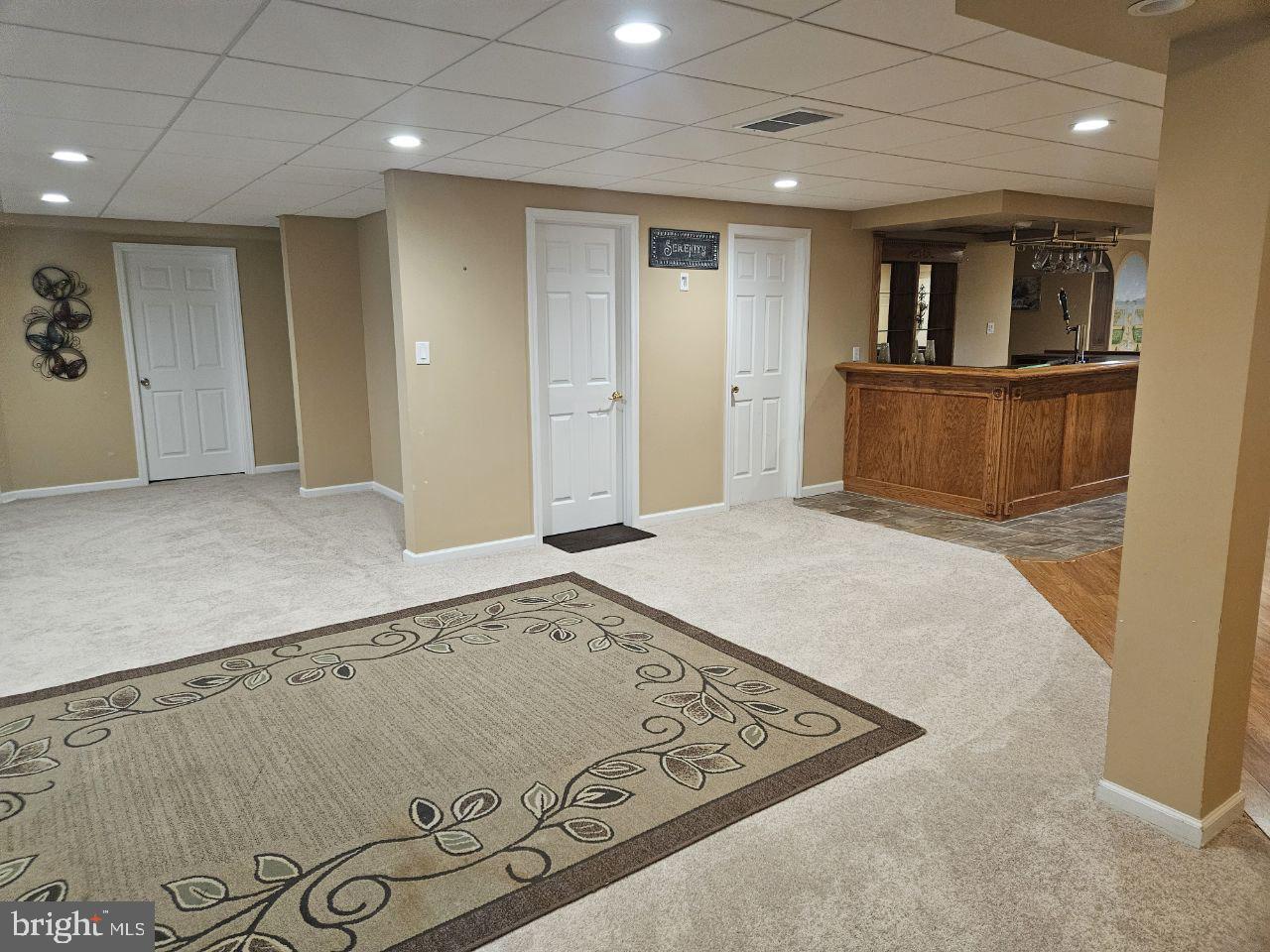 NONE AVA ILABLE - Residential