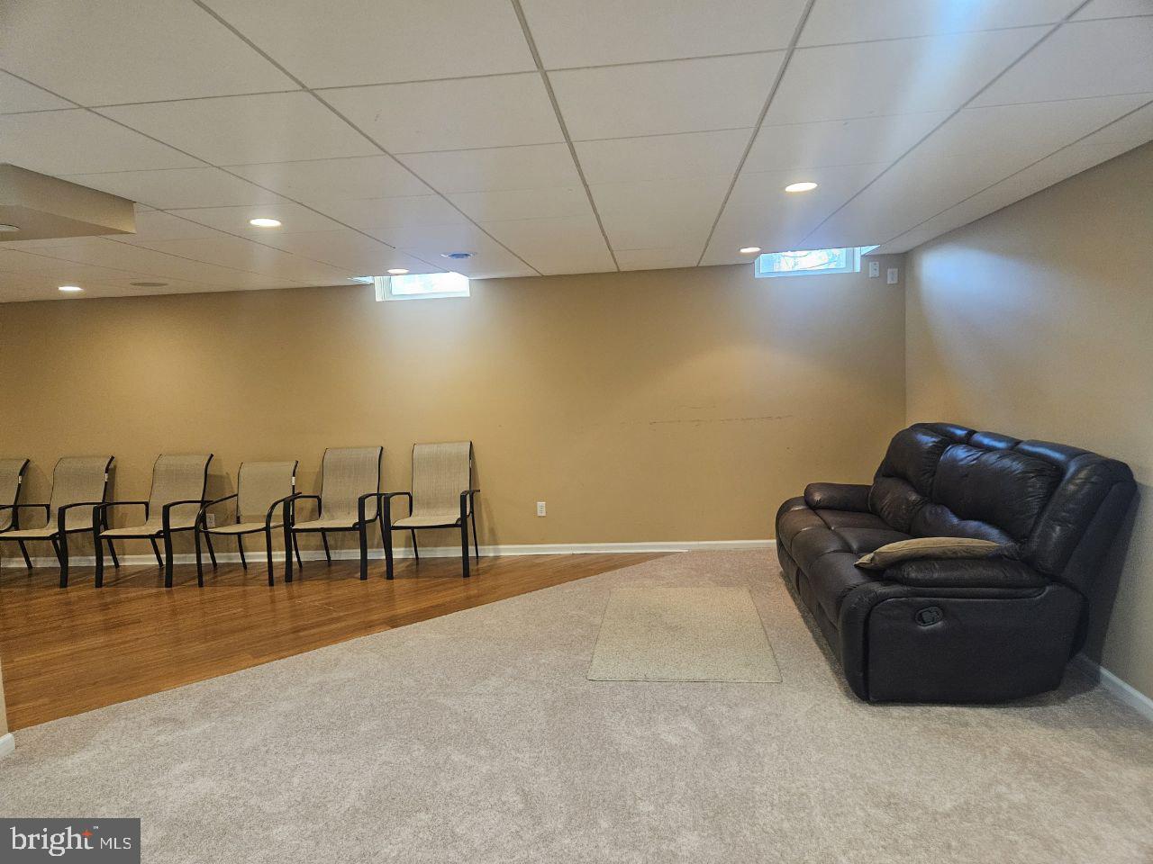 NONE AVA ILABLE - Residential