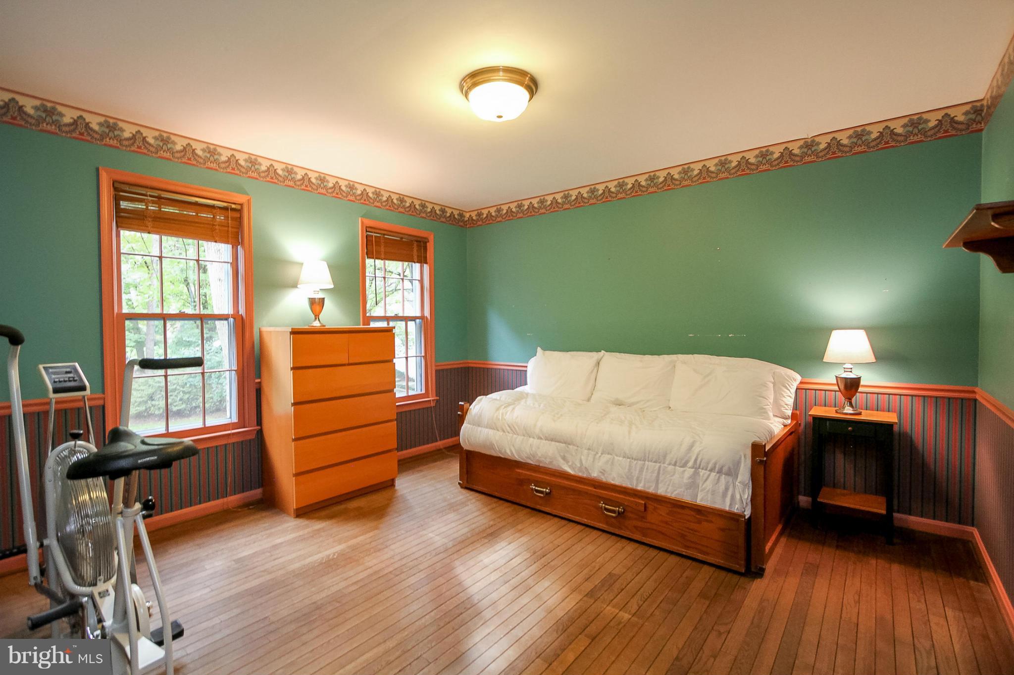 RIDGES OF GLENDILOUGH - Residential