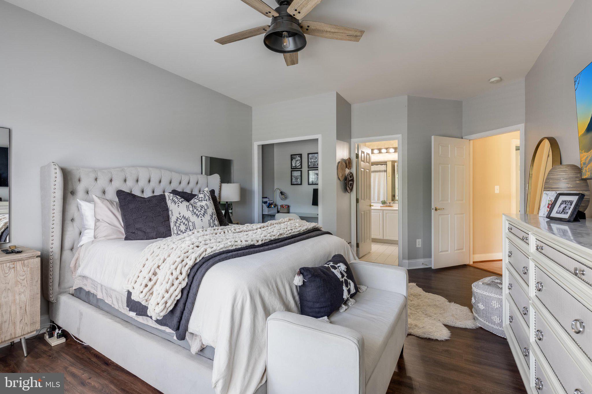 SOUTH RIDING - Residential