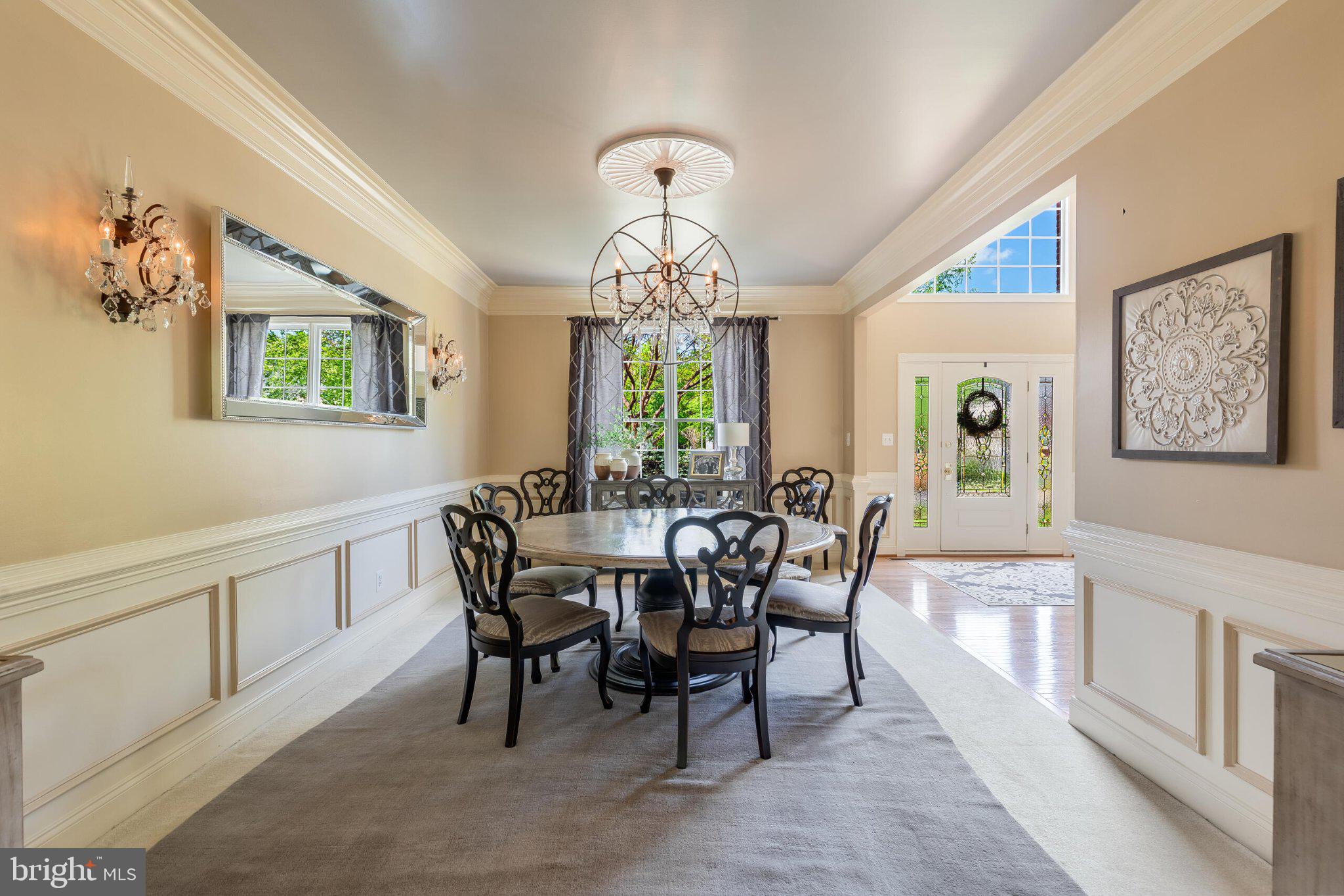 SOUTH RIDING - Residential