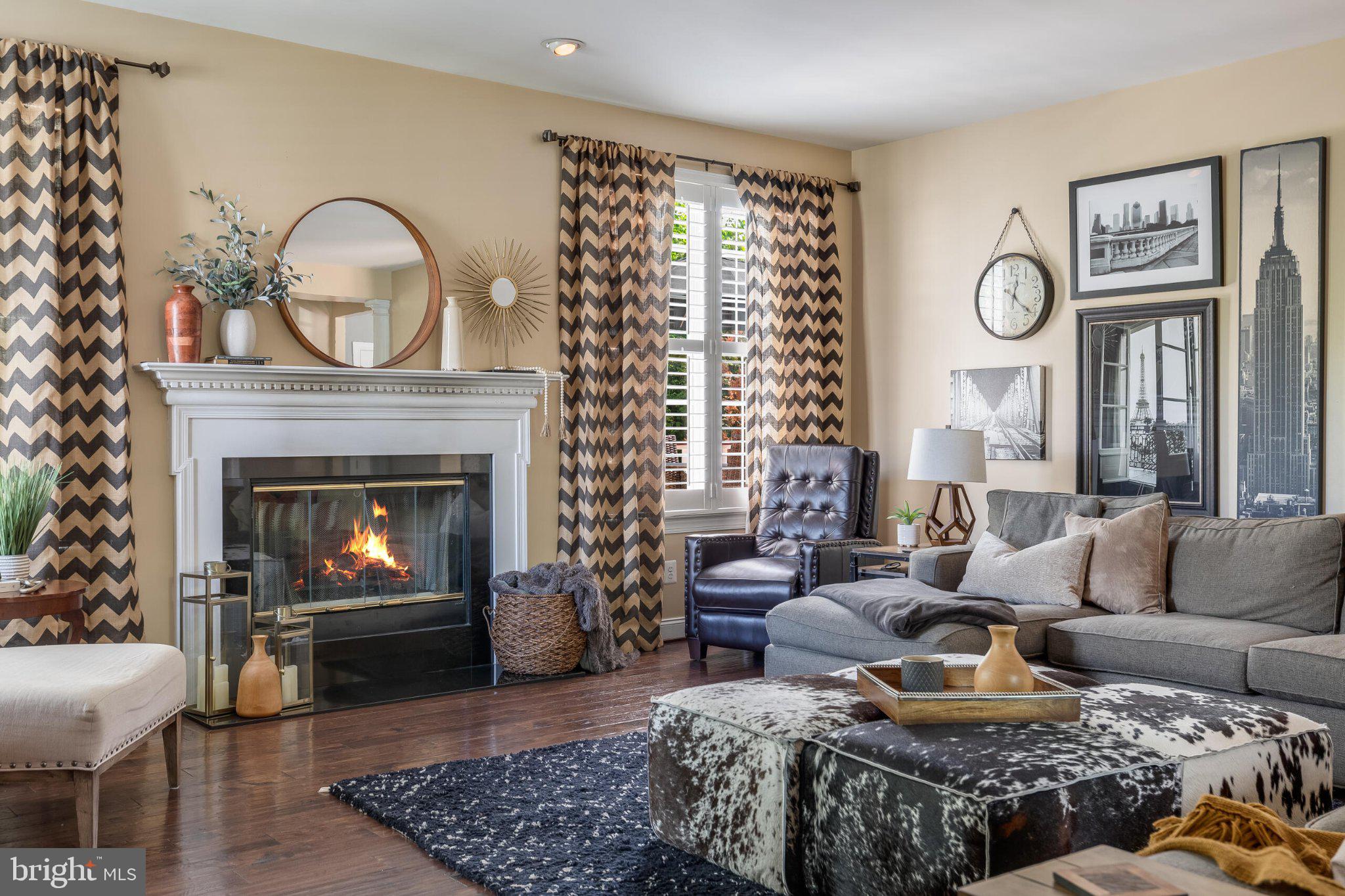 SOUTH RIDING - Residential