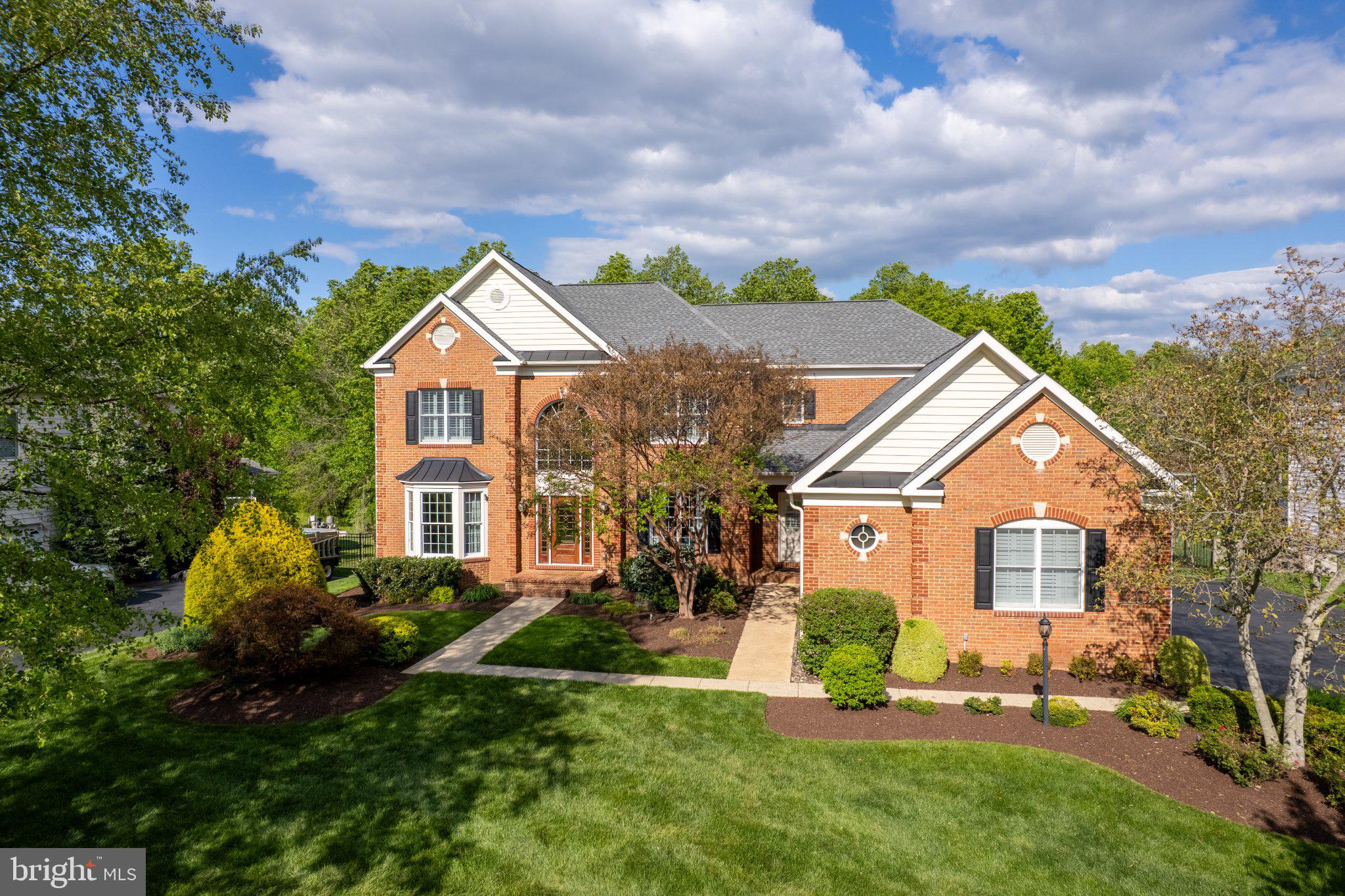 SOUTH RIDING - Residential