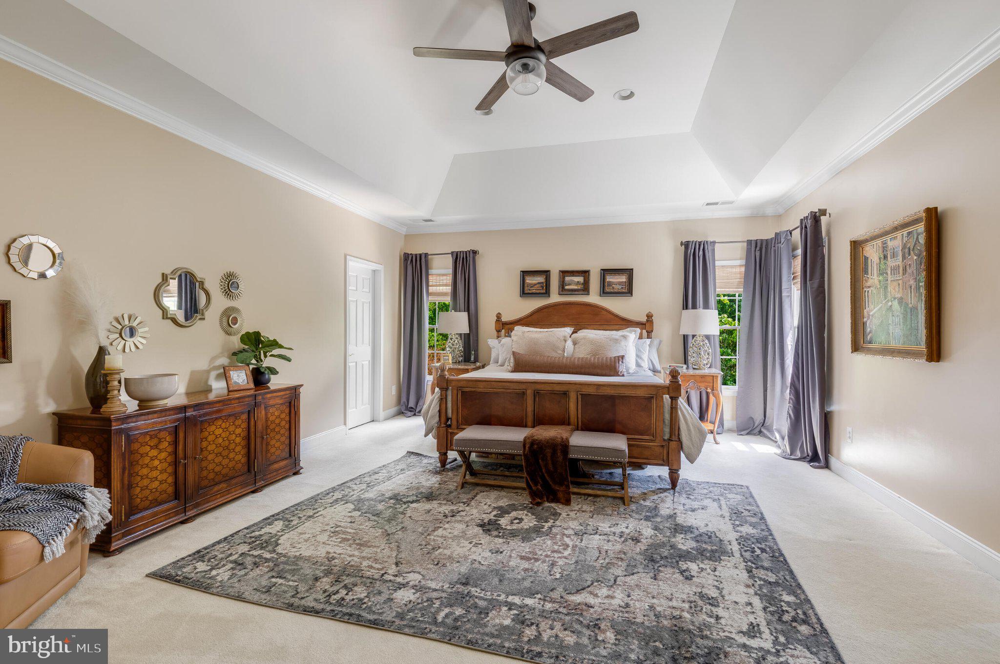 SOUTH RIDING - Residential