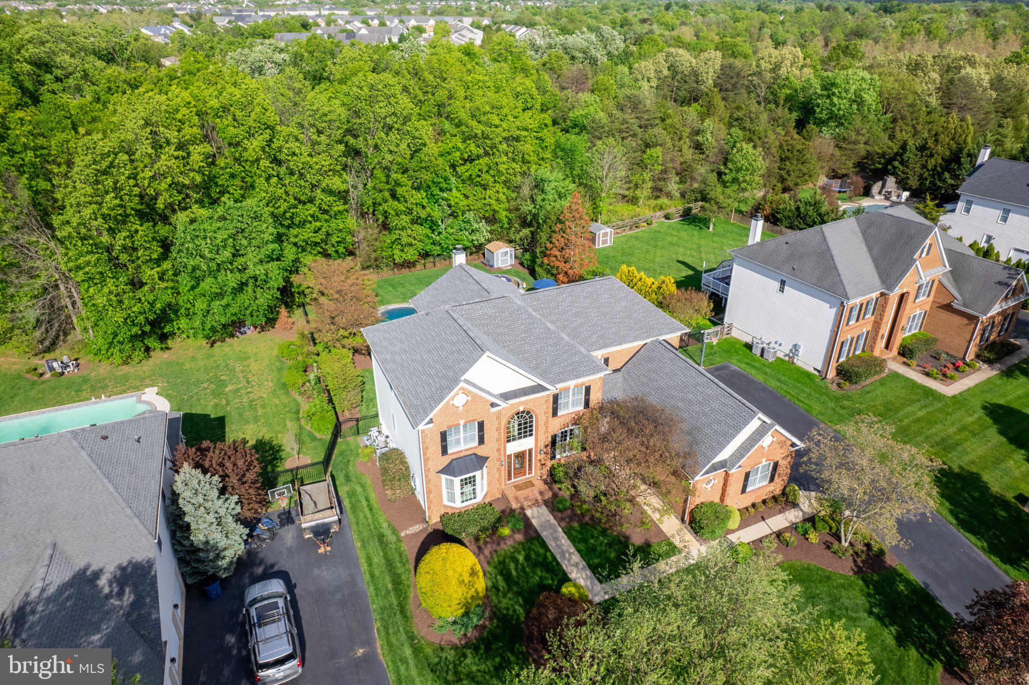 SOUTH RIDING - Residential