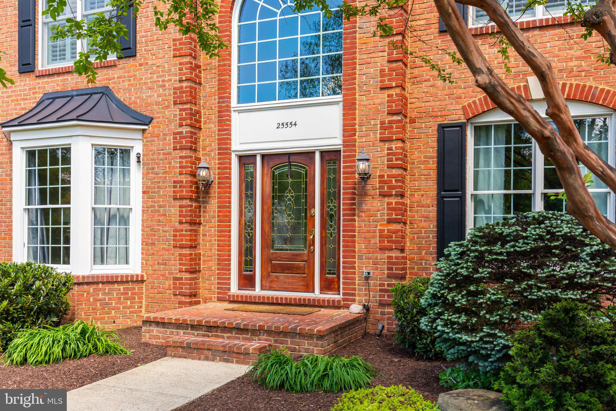 SOUTH RIDING - Residential