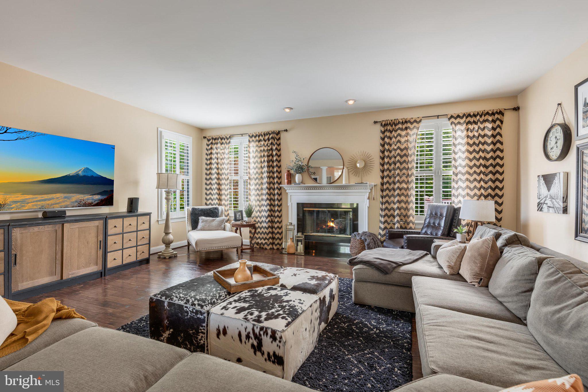 SOUTH RIDING - Residential