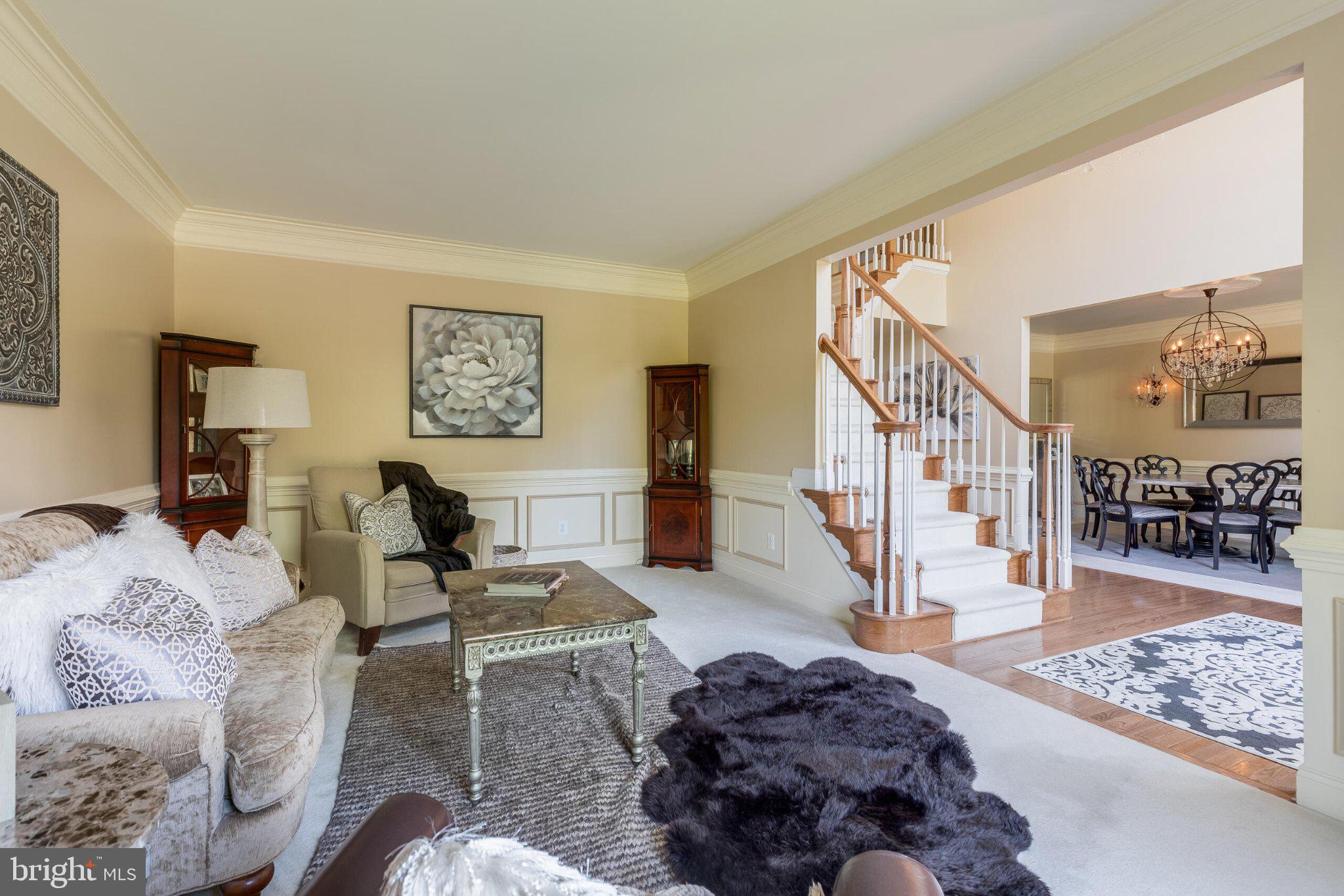 SOUTH RIDING - Residential