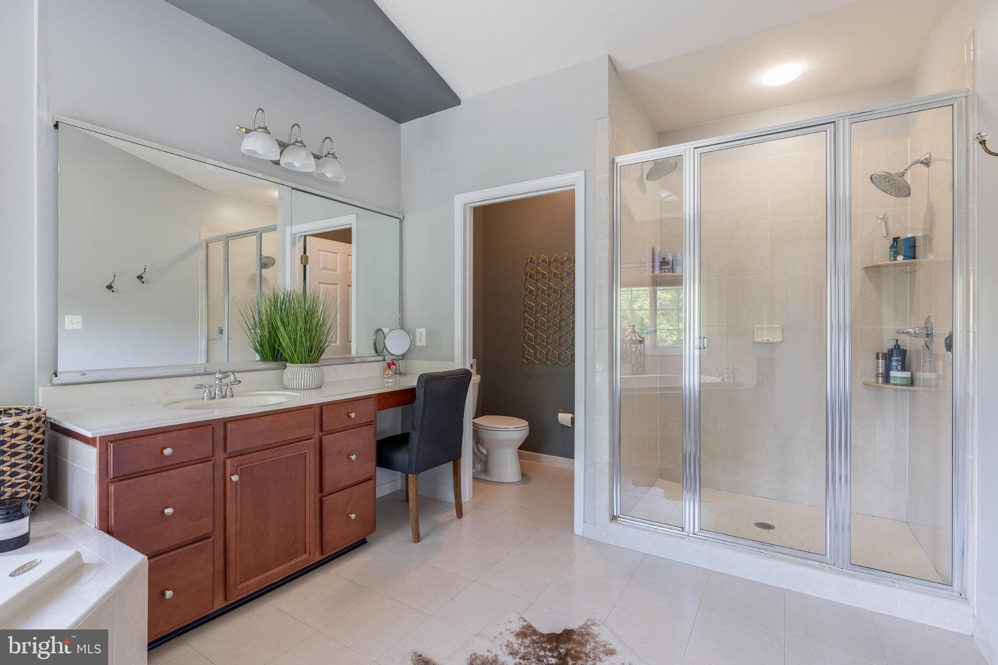 SOUTH RIDING - Residential