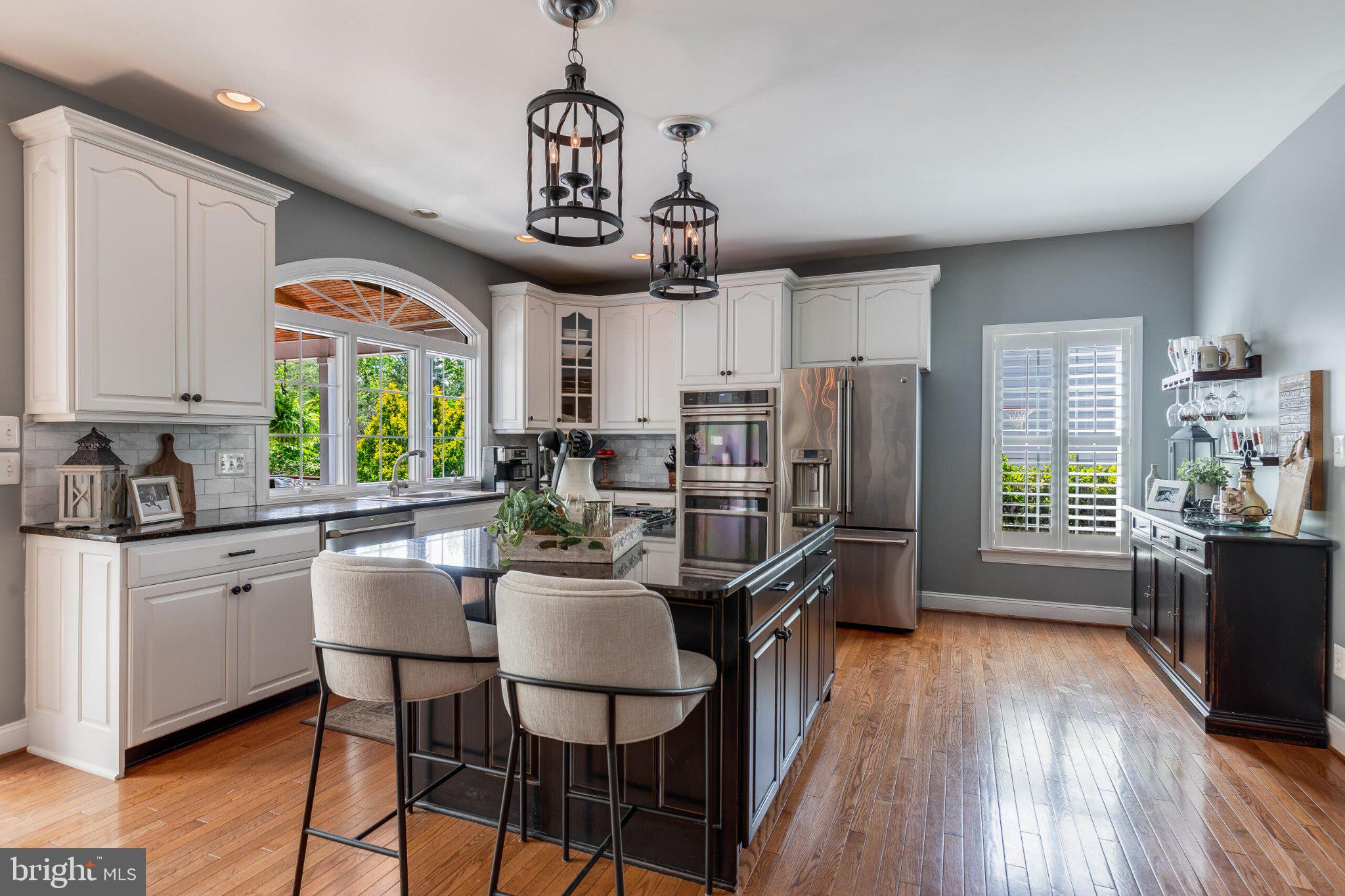 SOUTH RIDING - Residential