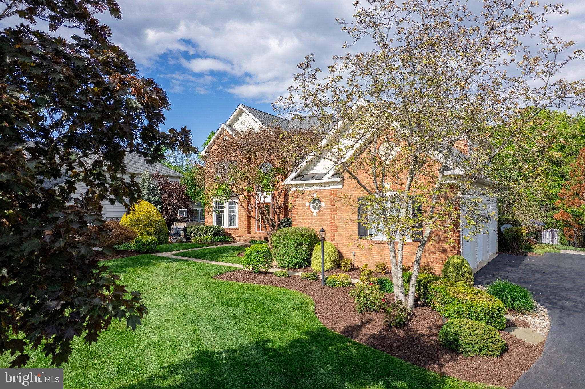 SOUTH RIDING - Residential