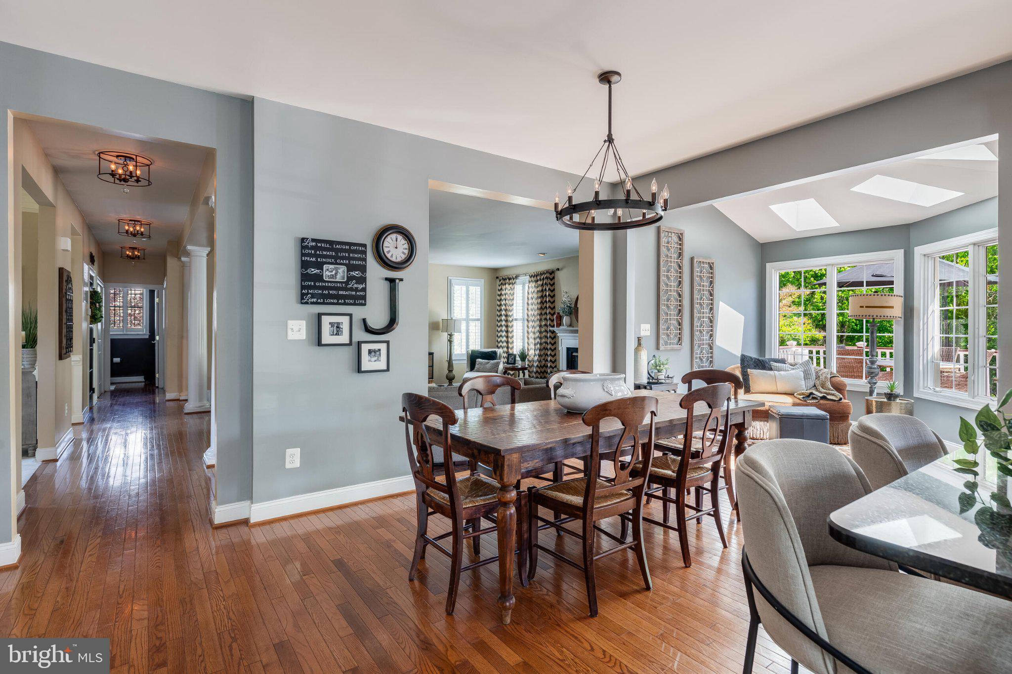 SOUTH RIDING - Residential