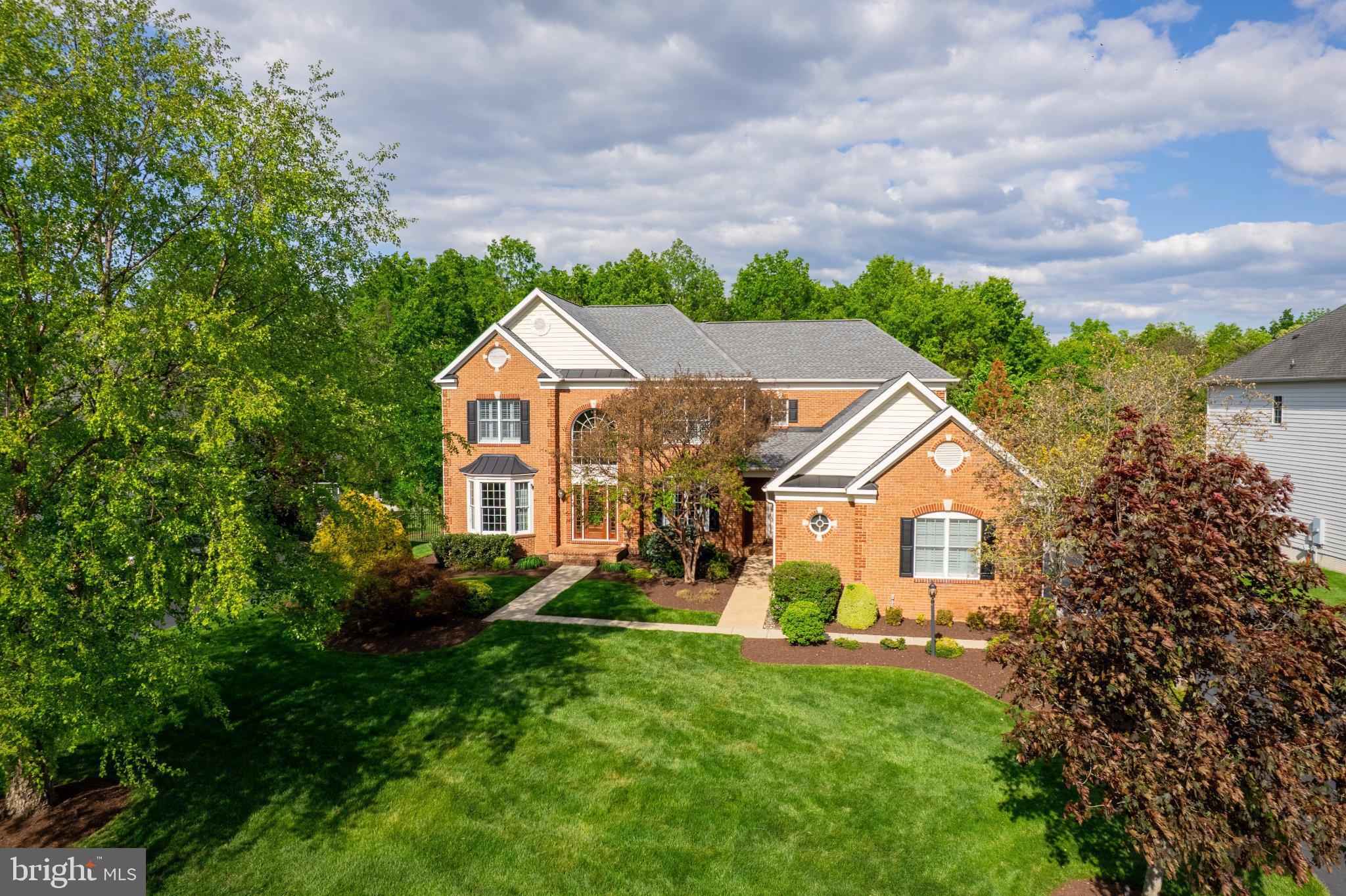 SOUTH RIDING - Residential