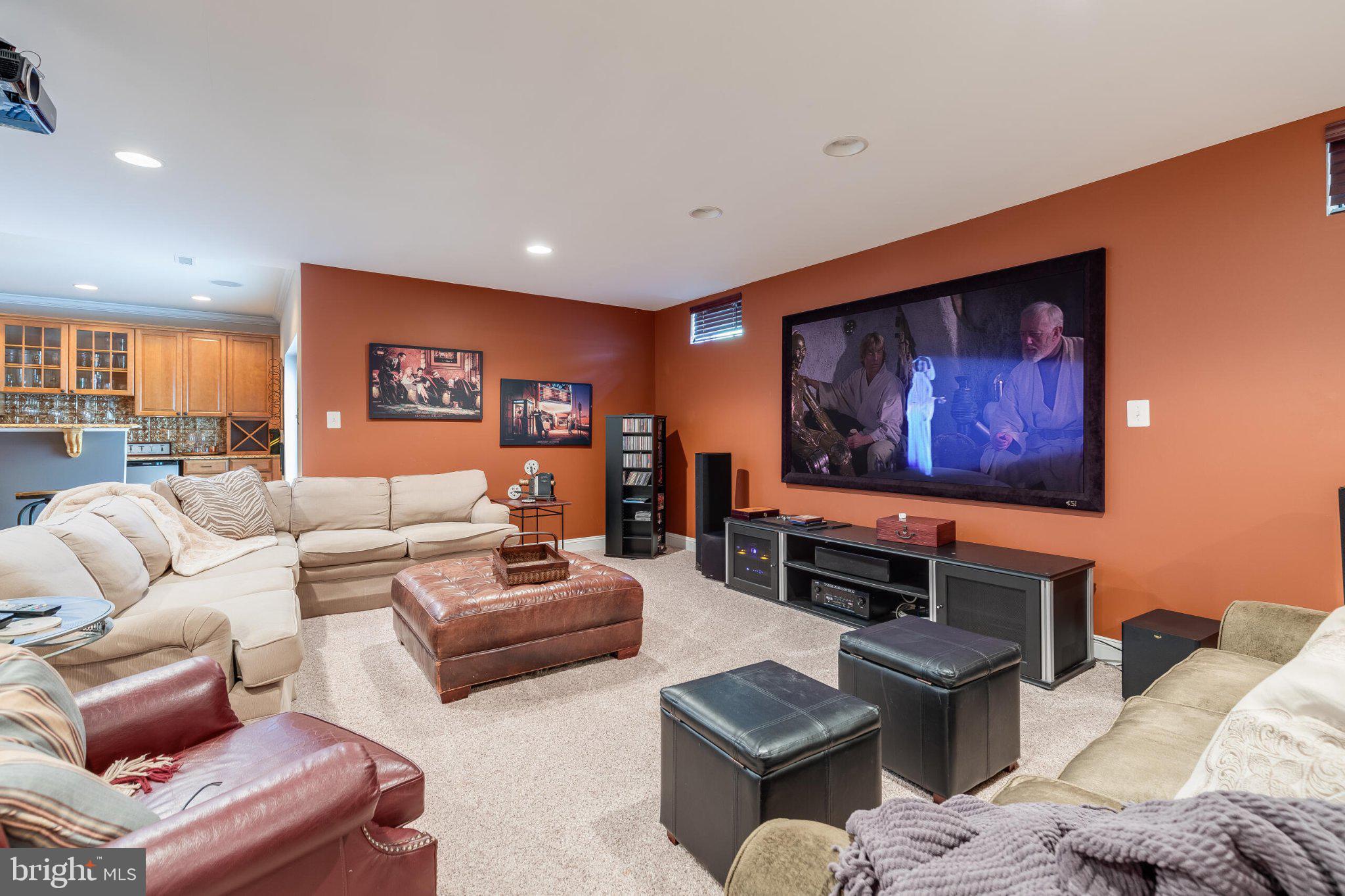 SOUTH RIDING - Residential