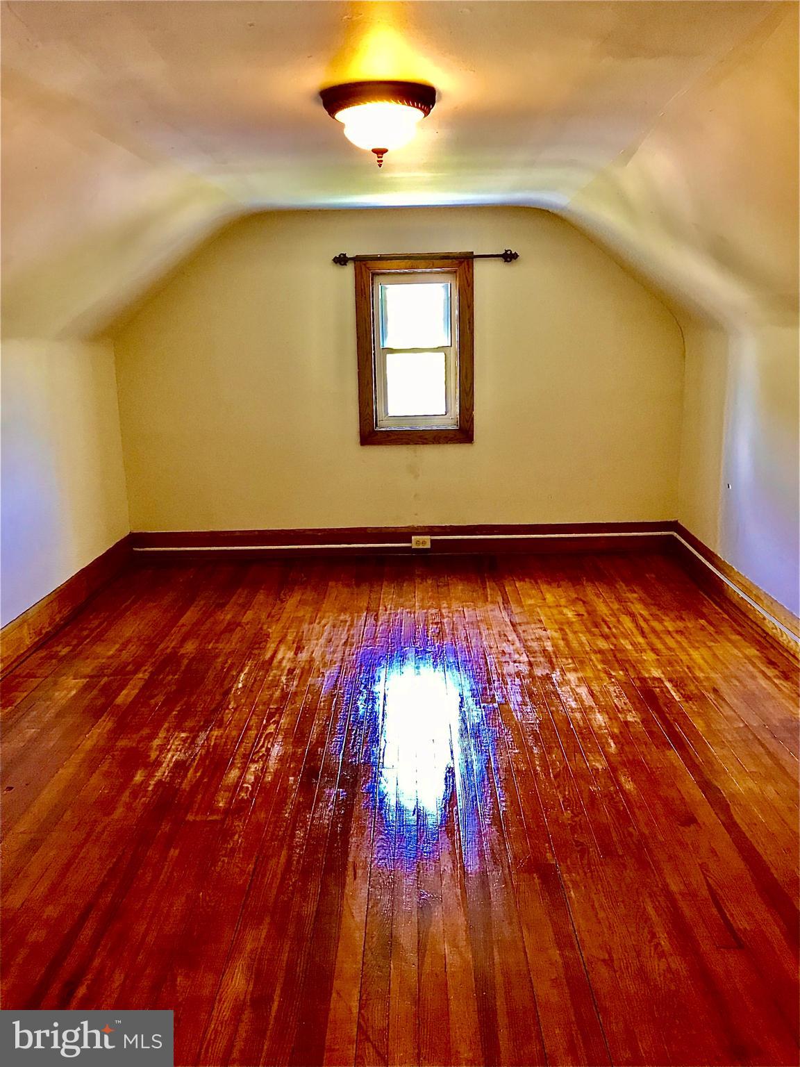 BEVERLY HILLS - Residential