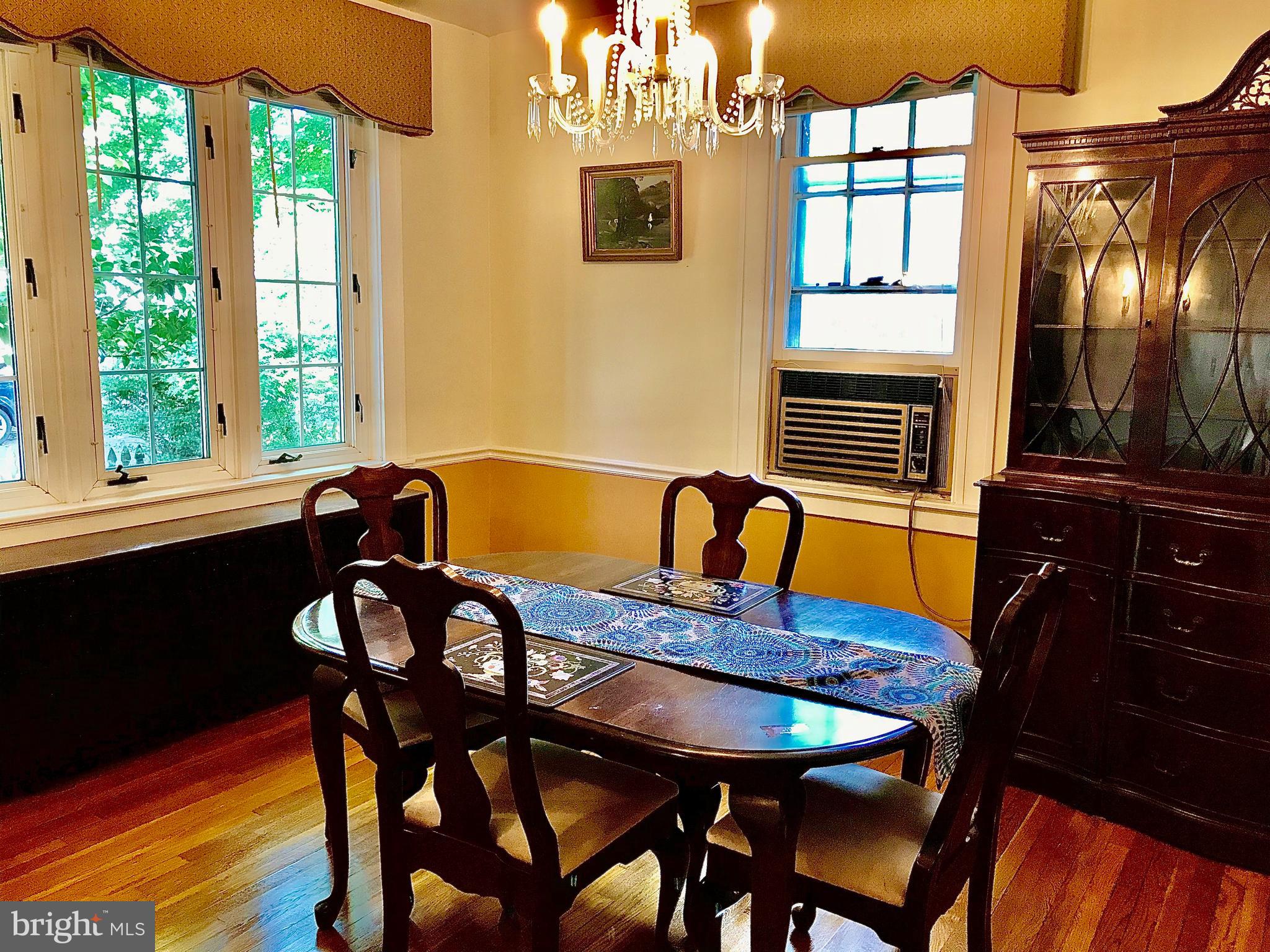 BEVERLY HILLS - Residential