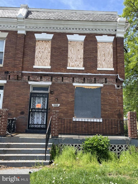 Townhouse For Sale - 2428 North Capitol Street<br/> WASHINGTON, DC 20002