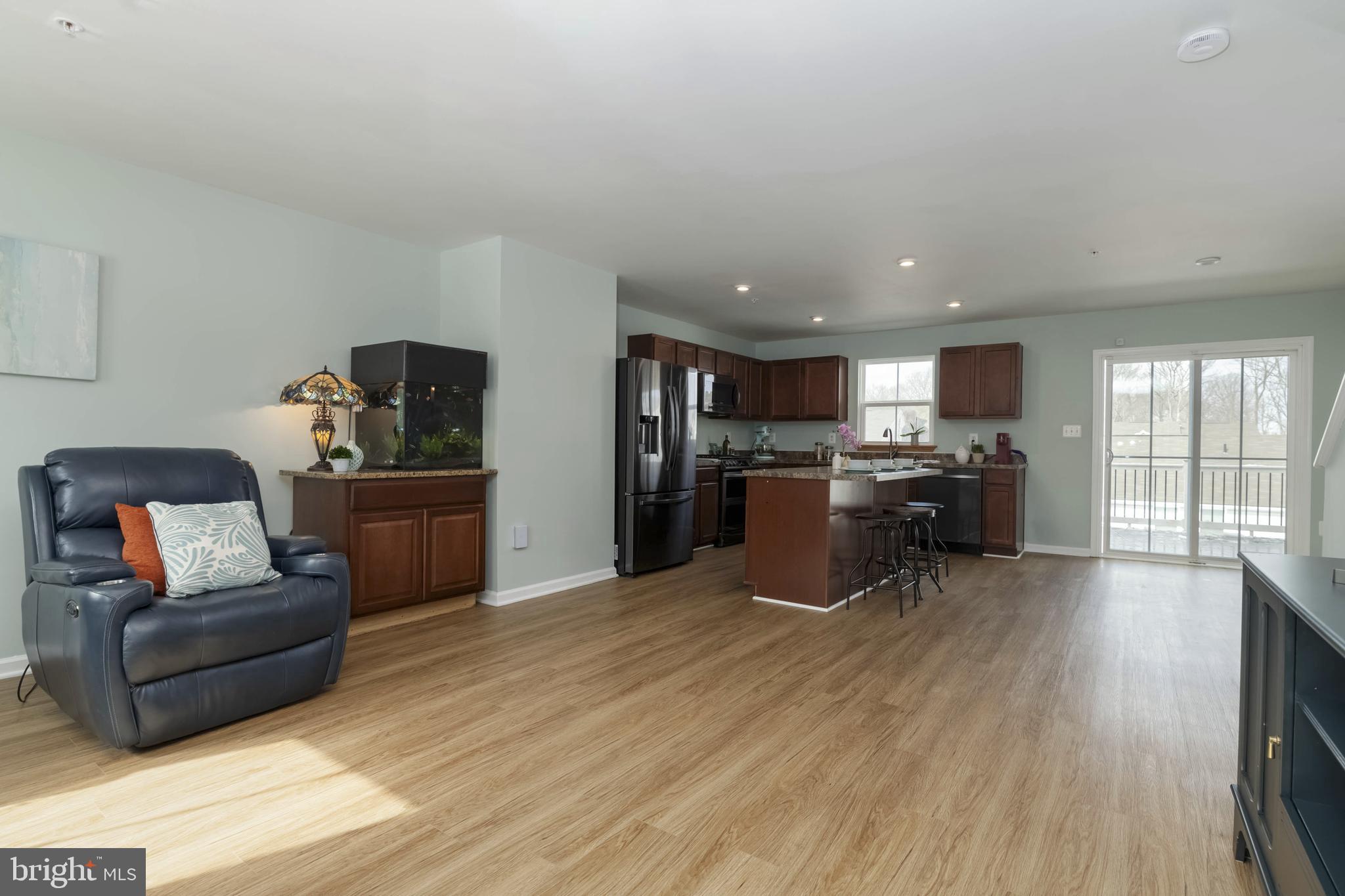 WHITE MARSH ESTATES - Residential