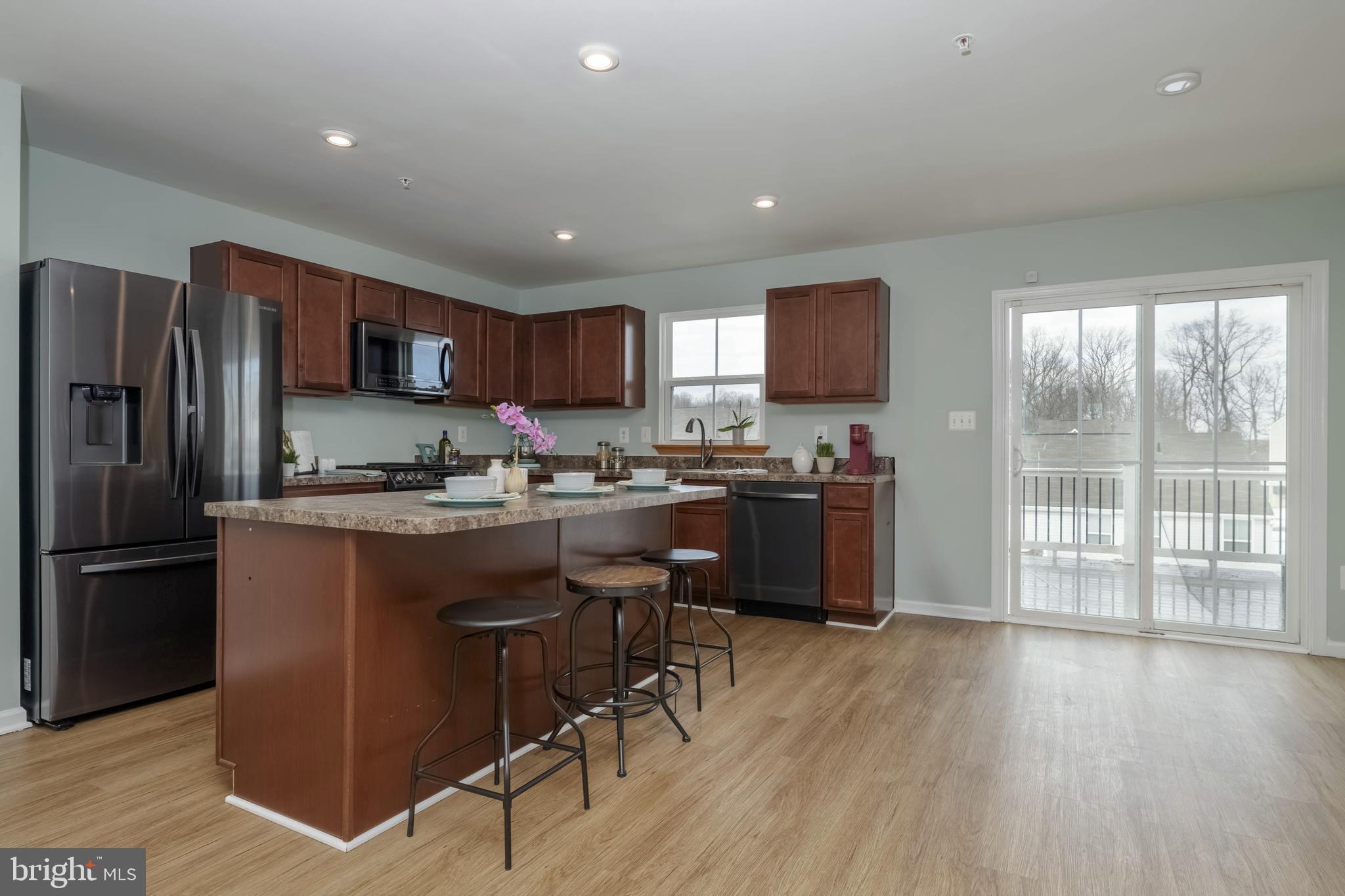 WHITE MARSH ESTATES - Residential