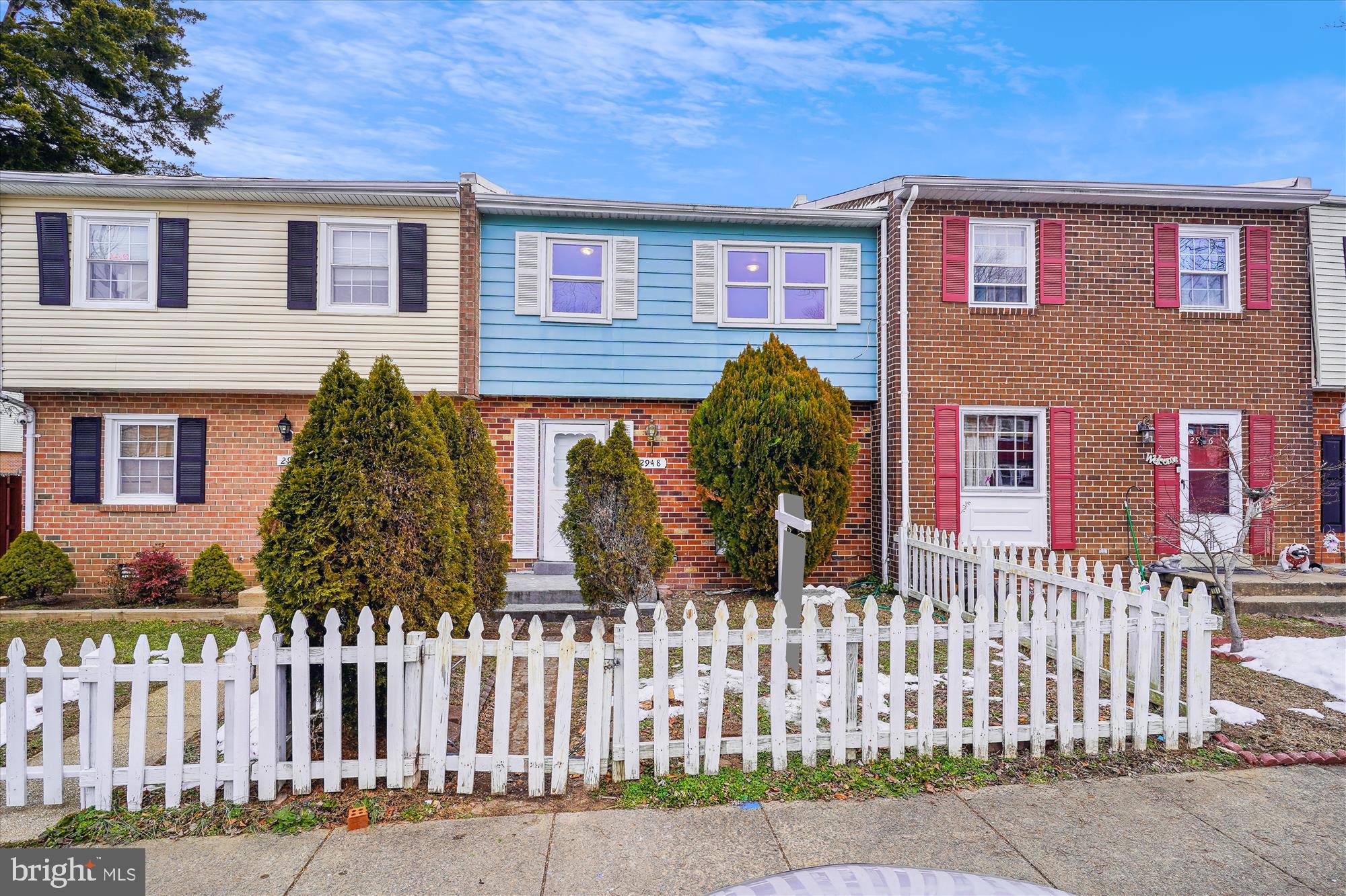 WILLIAMSTOWN - Residential