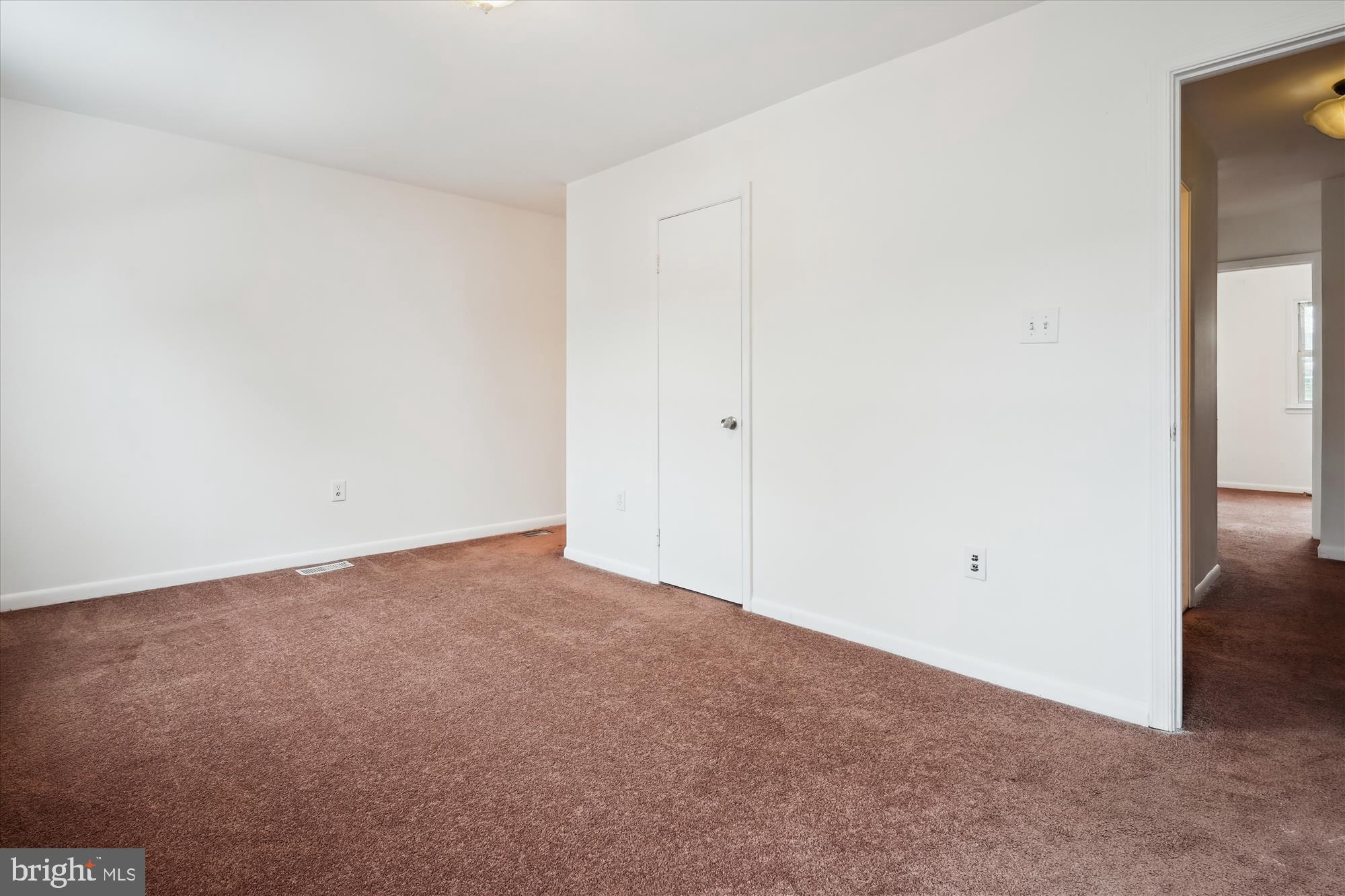 WILLIAMSTOWN - Residential