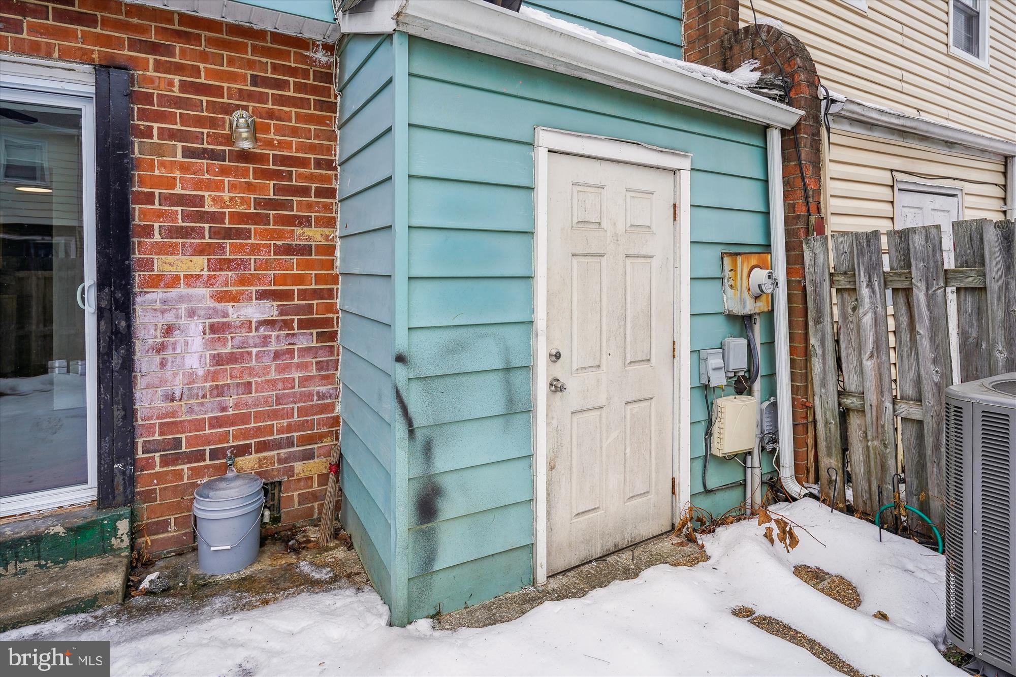 WILLIAMSTOWN - Residential