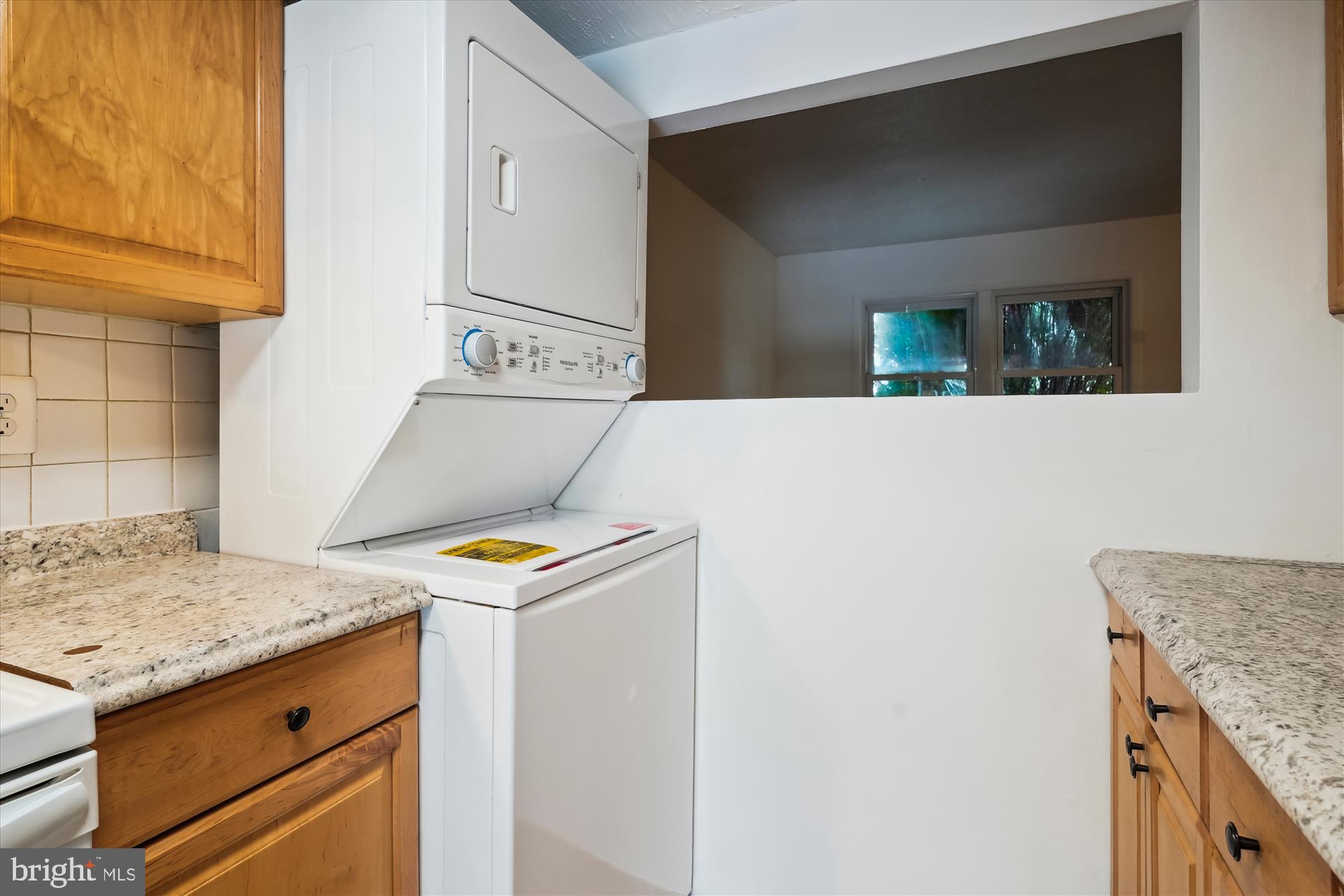 WILLIAMSTOWN - Residential