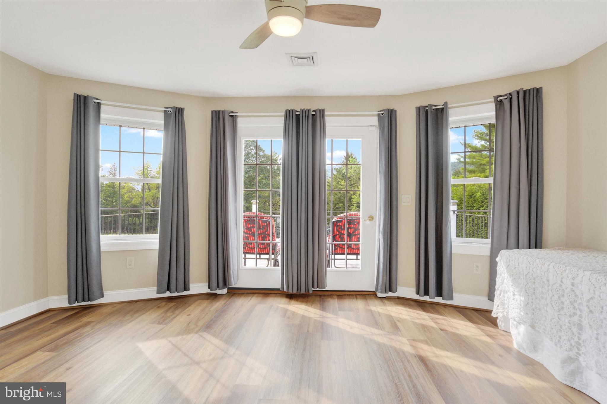 FISHING CREEK - Residential