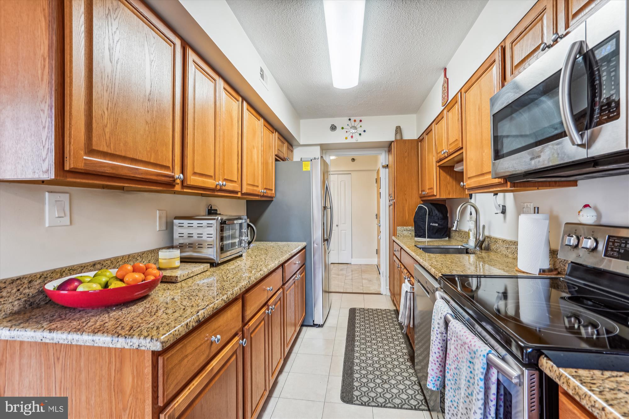 ENCORE OF MCLEAN - Residential