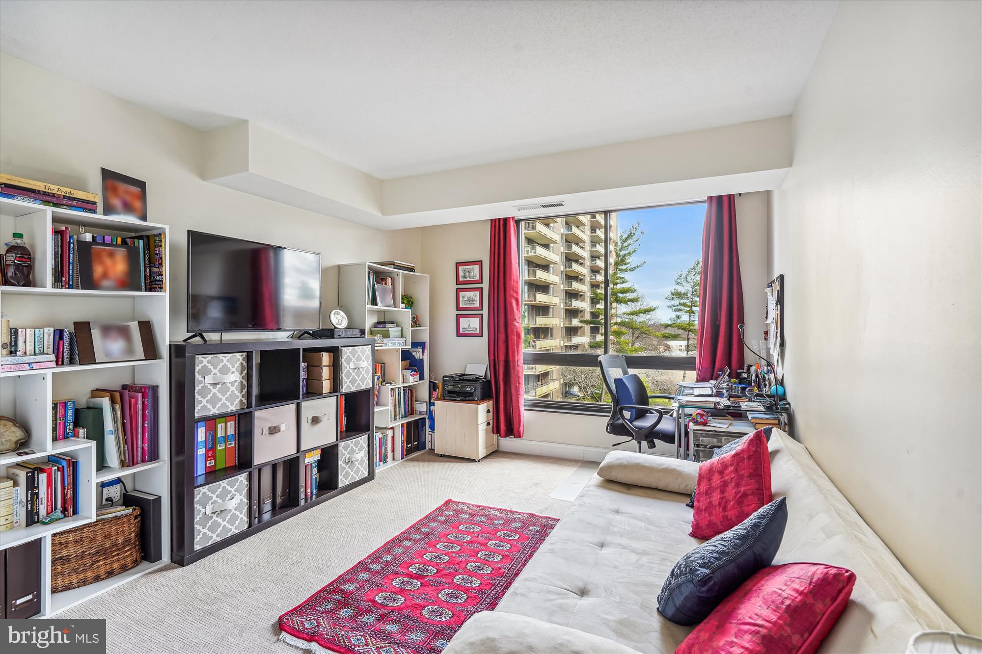 ENCORE OF MCLEAN - Residential