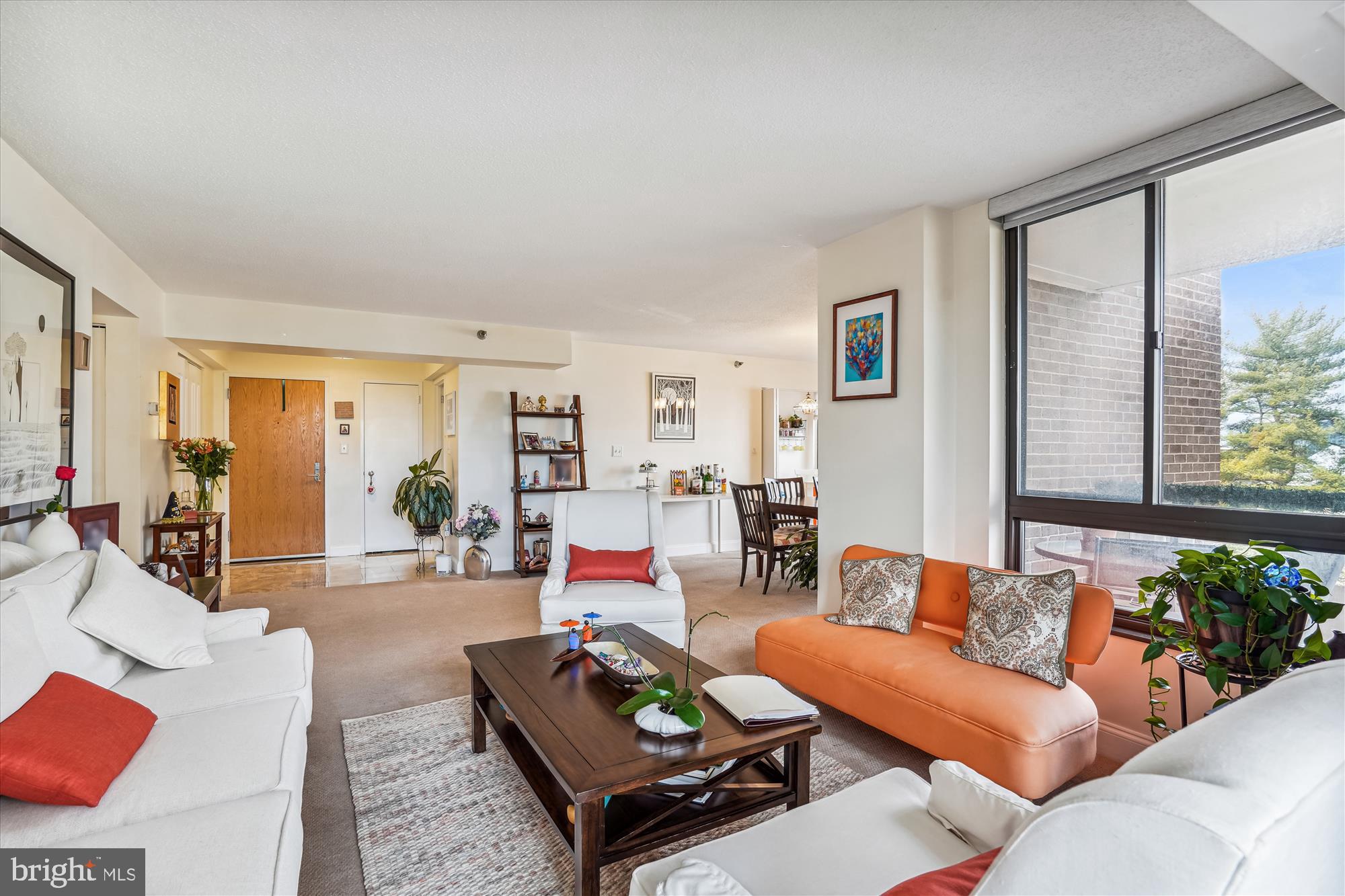 ENCORE OF MCLEAN - Residential