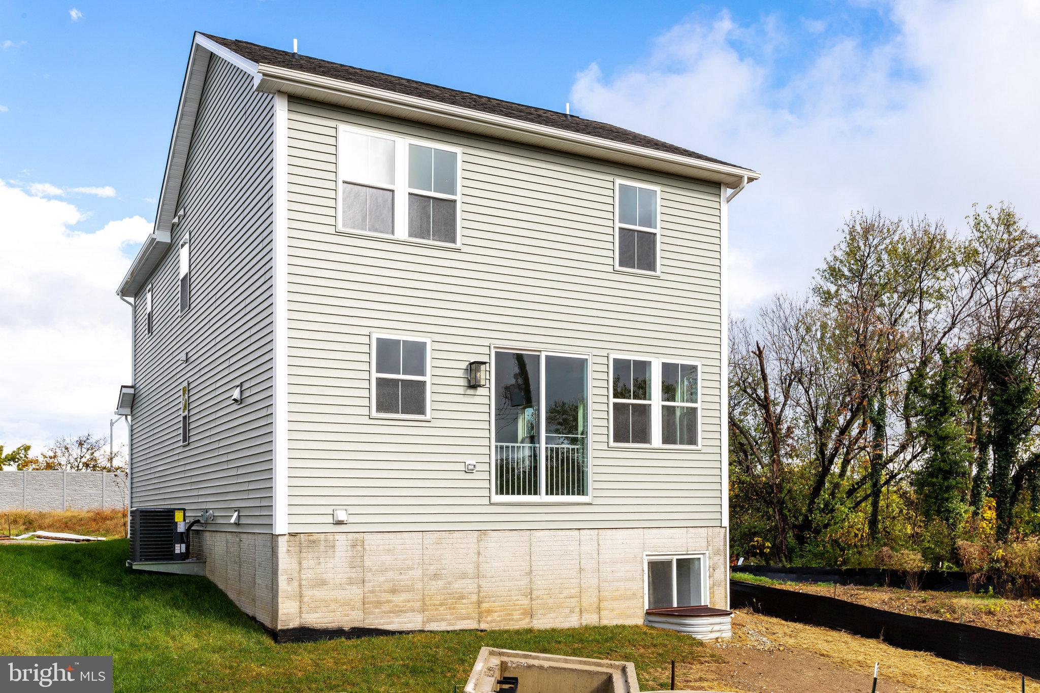 ENCLAVE AT ARUNDEL HILLS - Residential