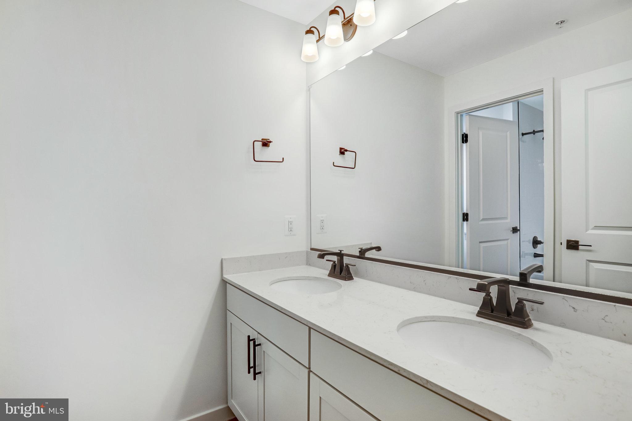 ENCLAVE AT ARUNDEL HILLS - Residential