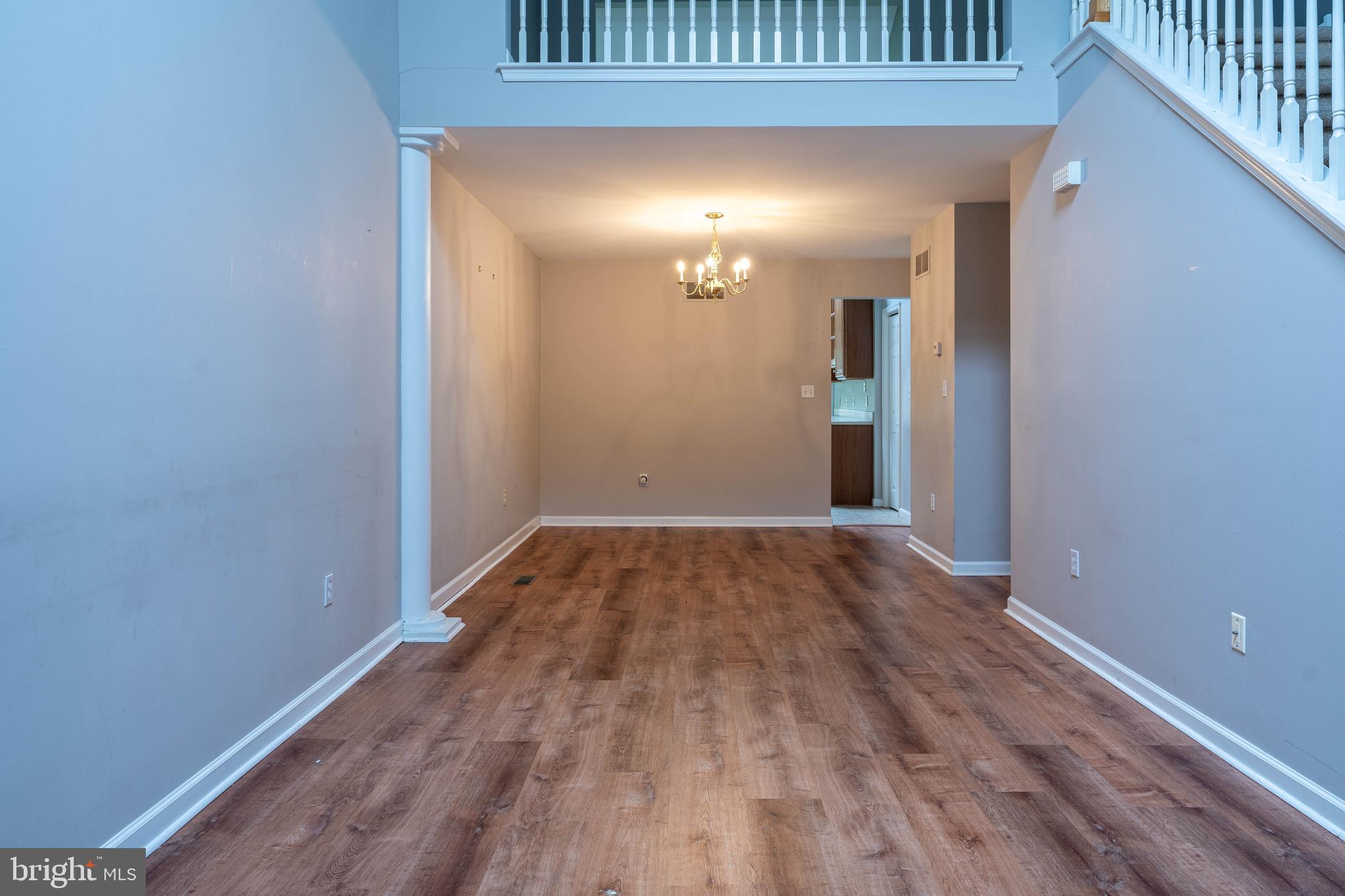 1103 TIMBERIDGE LANE