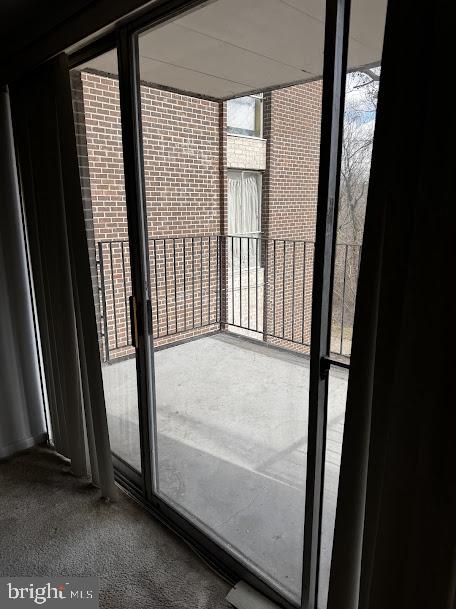 COUNTRY CLUB TOWERS COND - Residential