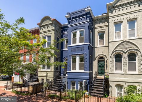 704 F STREET NE WASHINGTON DC 20002