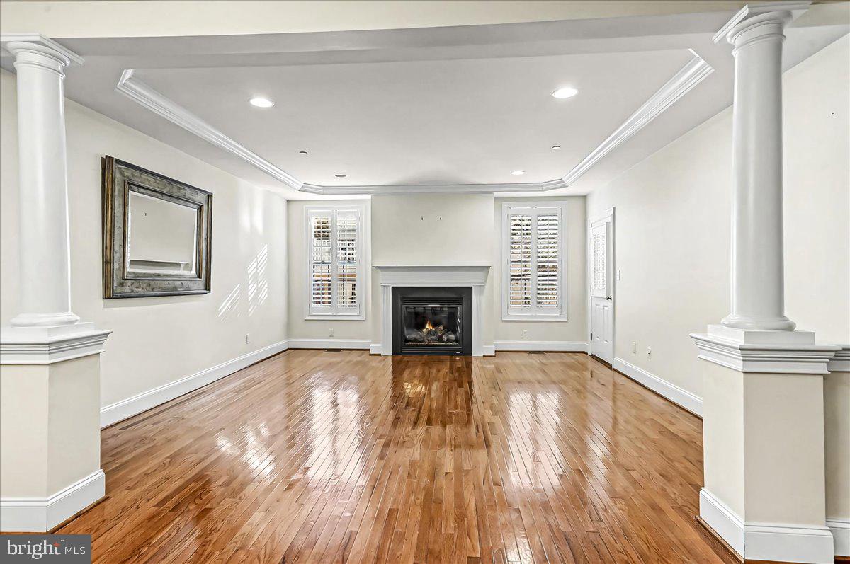 JEFFERSON CROSSING - Residential